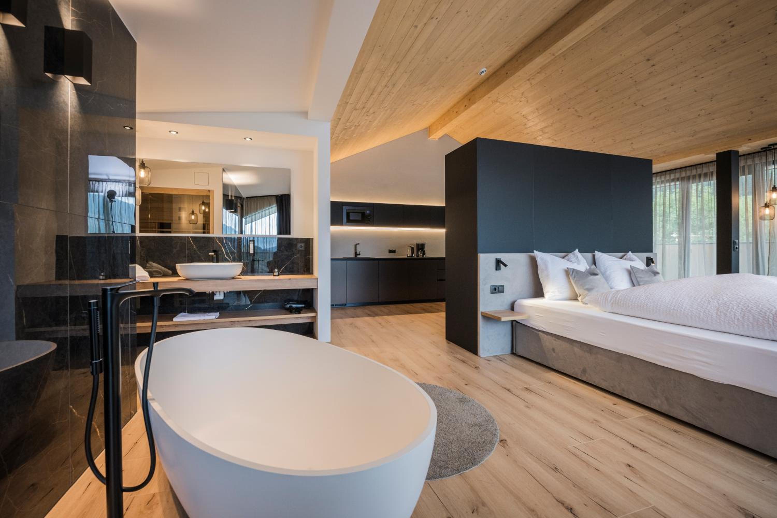 Apartment with Sauna - Photo 15