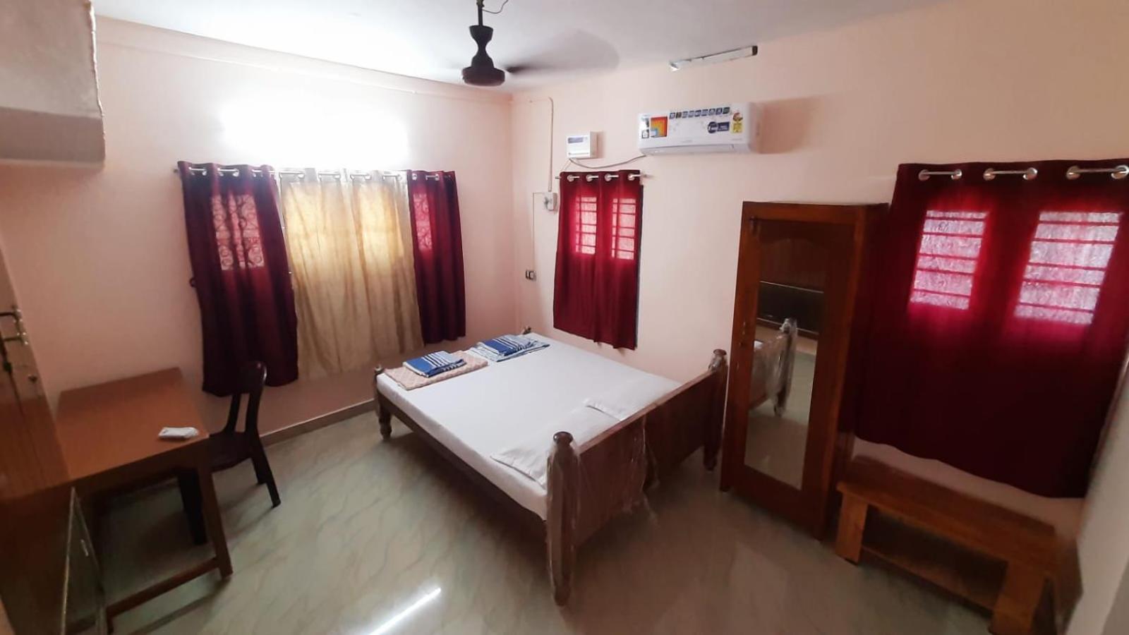 Double Room With Balcony photo 1