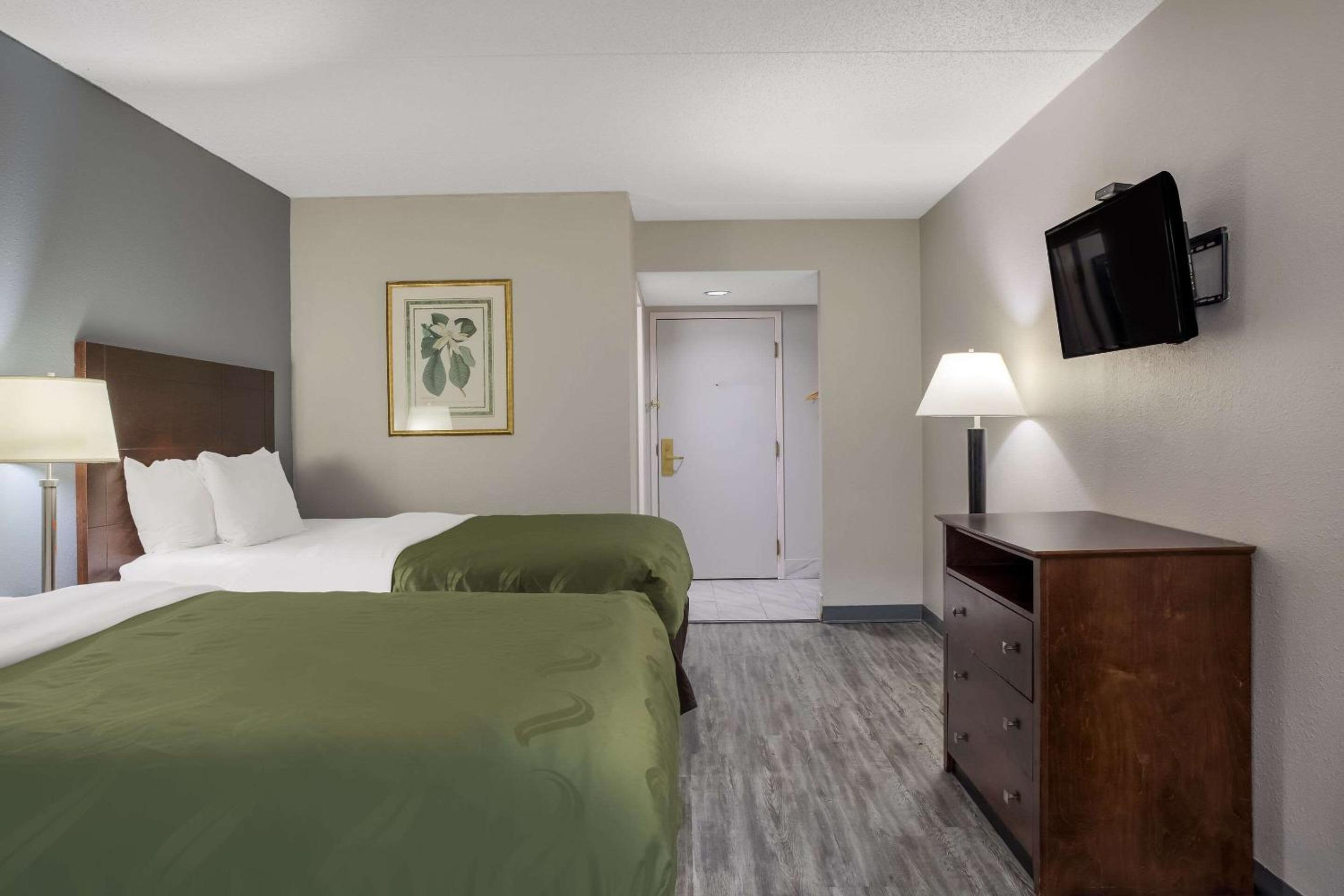 Double Room with Two Double Beds - Non-Smoking photo 2