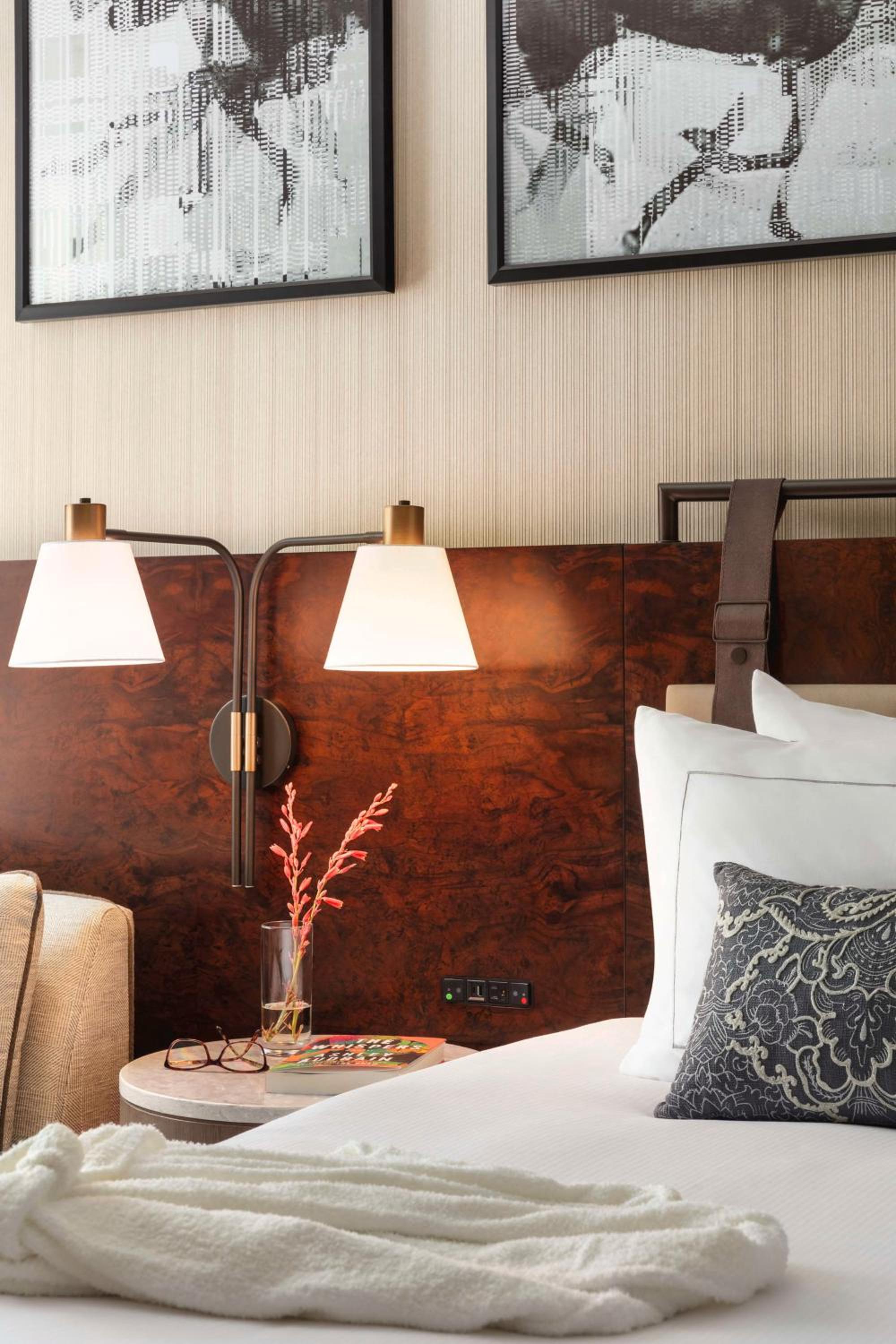 King Room with City View