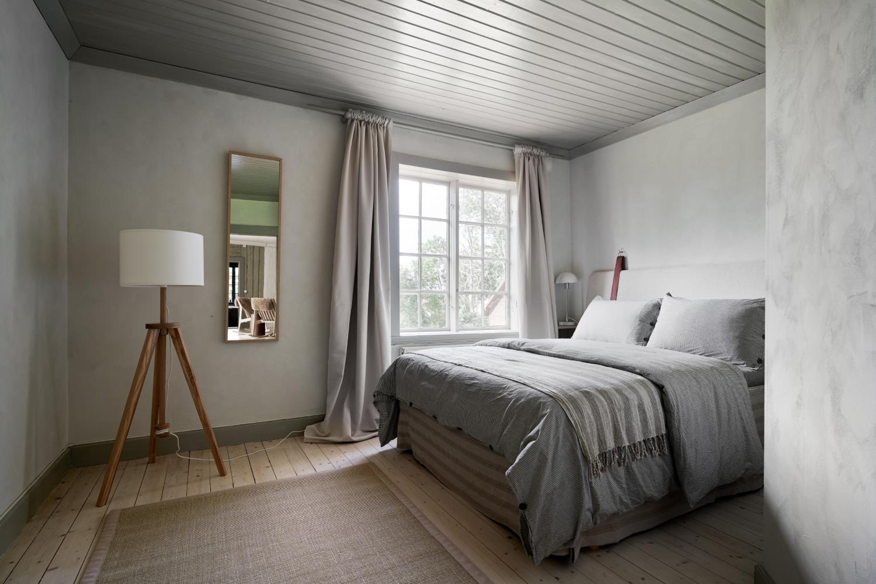 Double Room with Private Bathroom - Photo 2