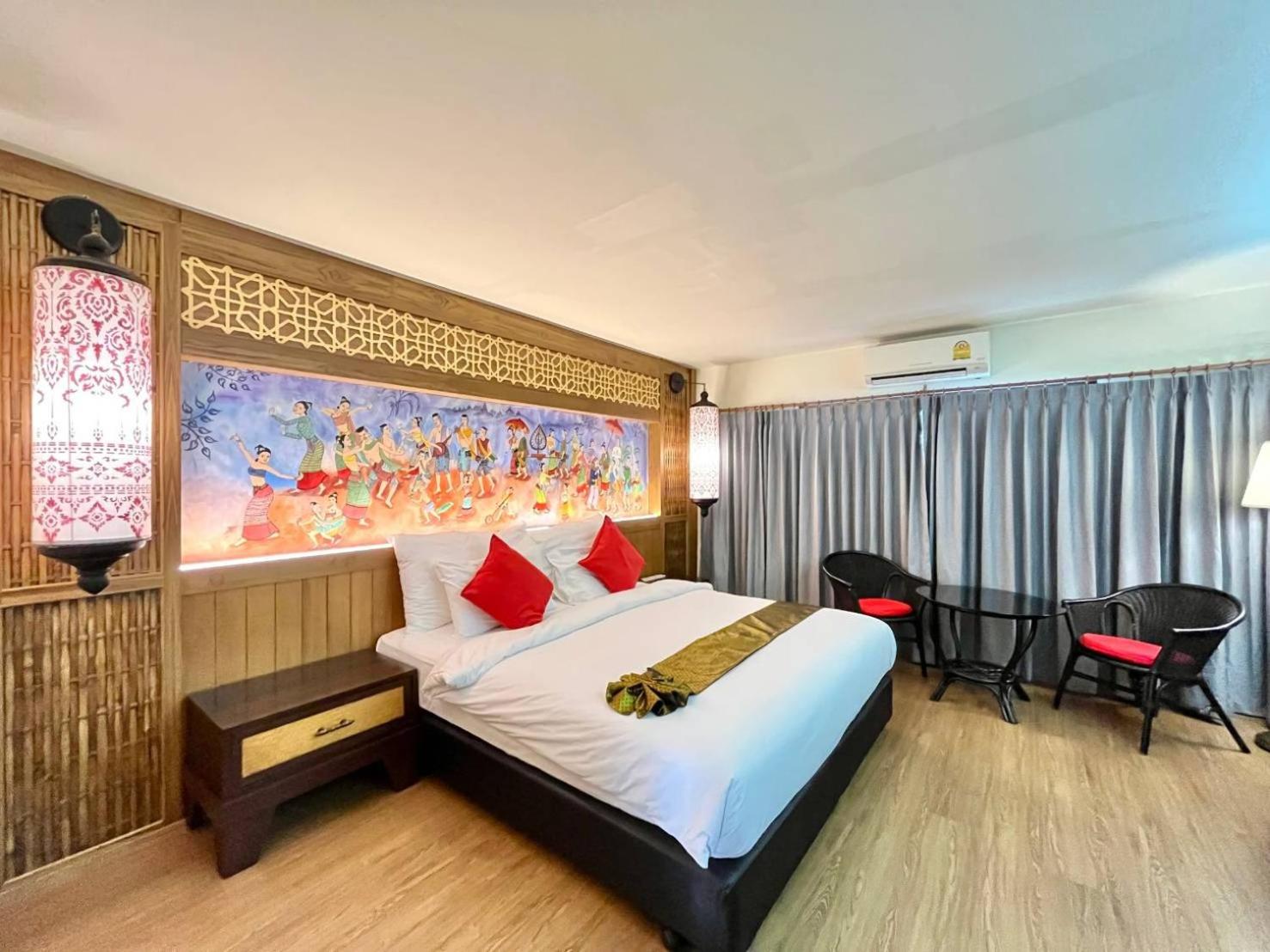 Grand Lanna King Room - Photo 6