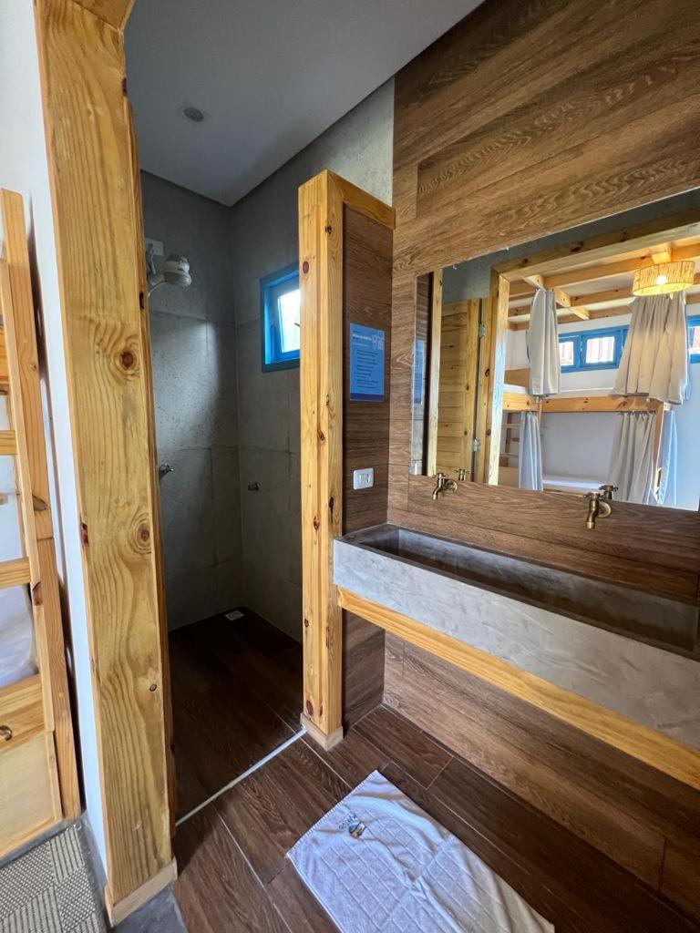 Bed in 6-Bed Female Dormitory Room photo 3