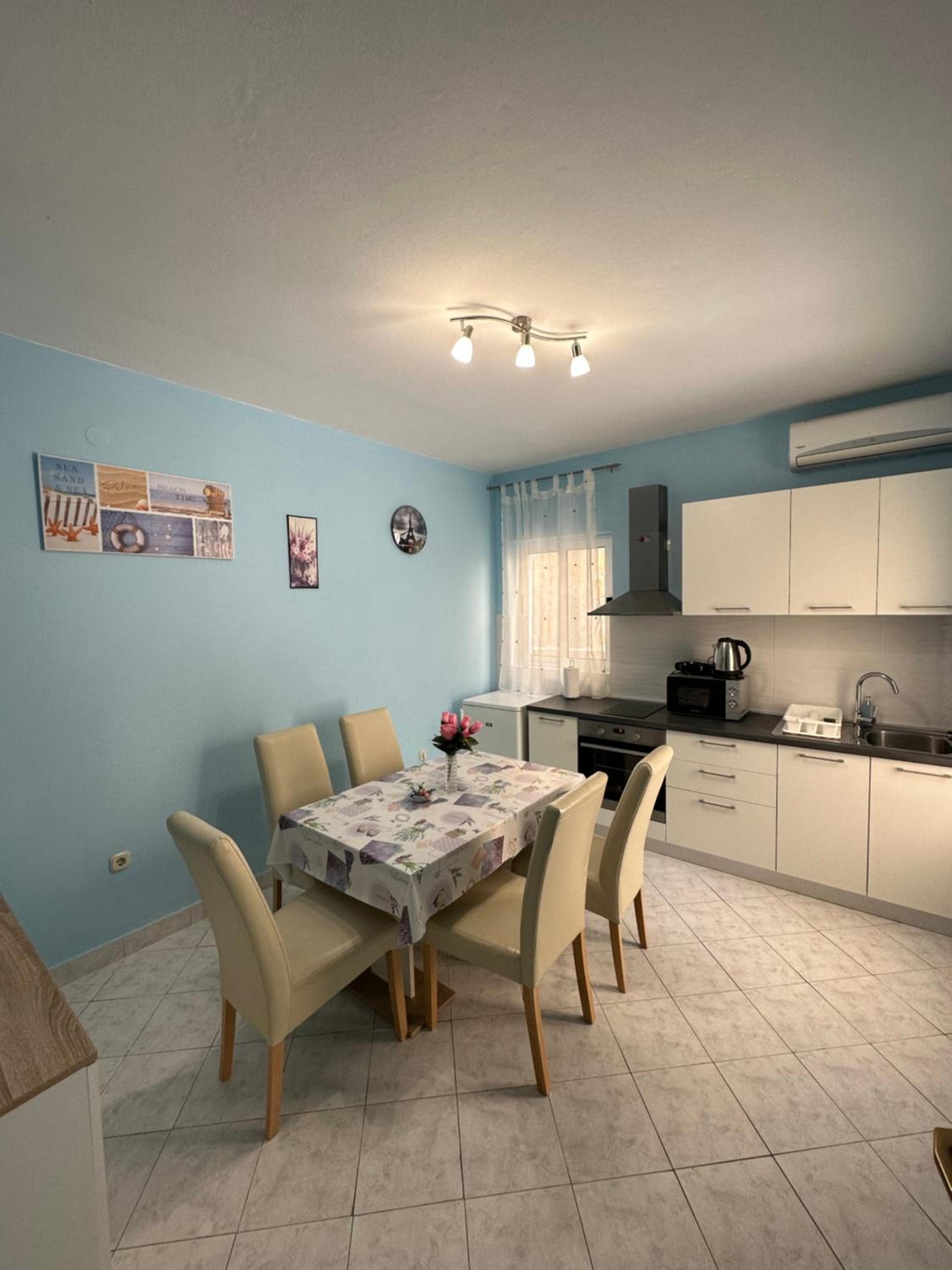 Apartment - Ground Floor photo 3