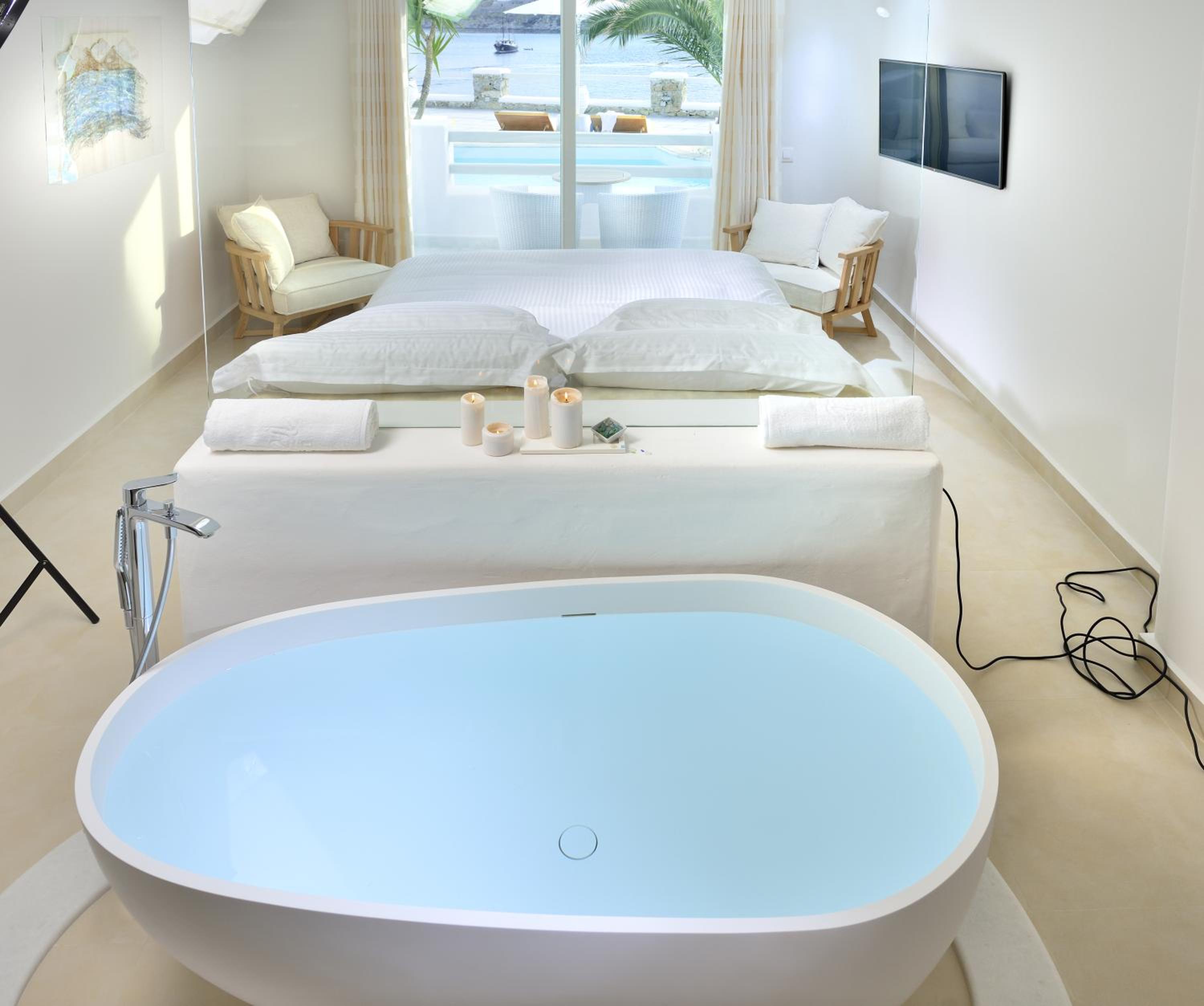 Elegant Suite Sea View with Private Pool
