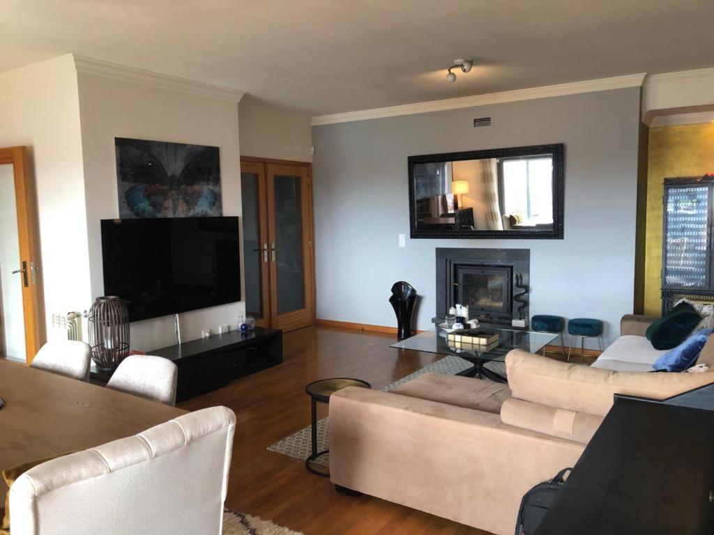 Three-Bedroom Apartment photo 1