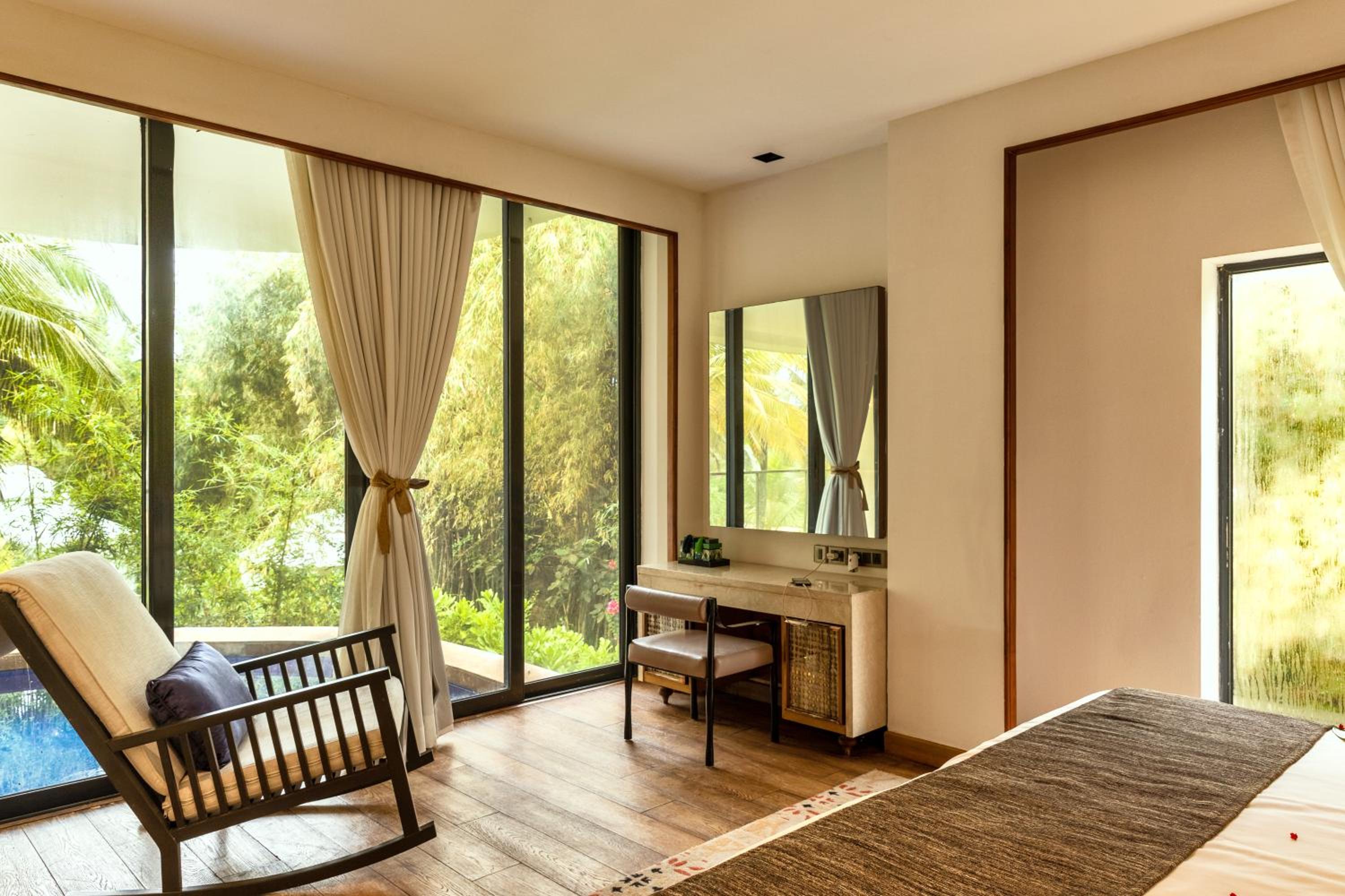 Azaya Suite with Private Pool - 20% discount on Spa & Laundry, Butler Service and All day breakfast (7 am to 7 pm) at La Concha - Photo 2