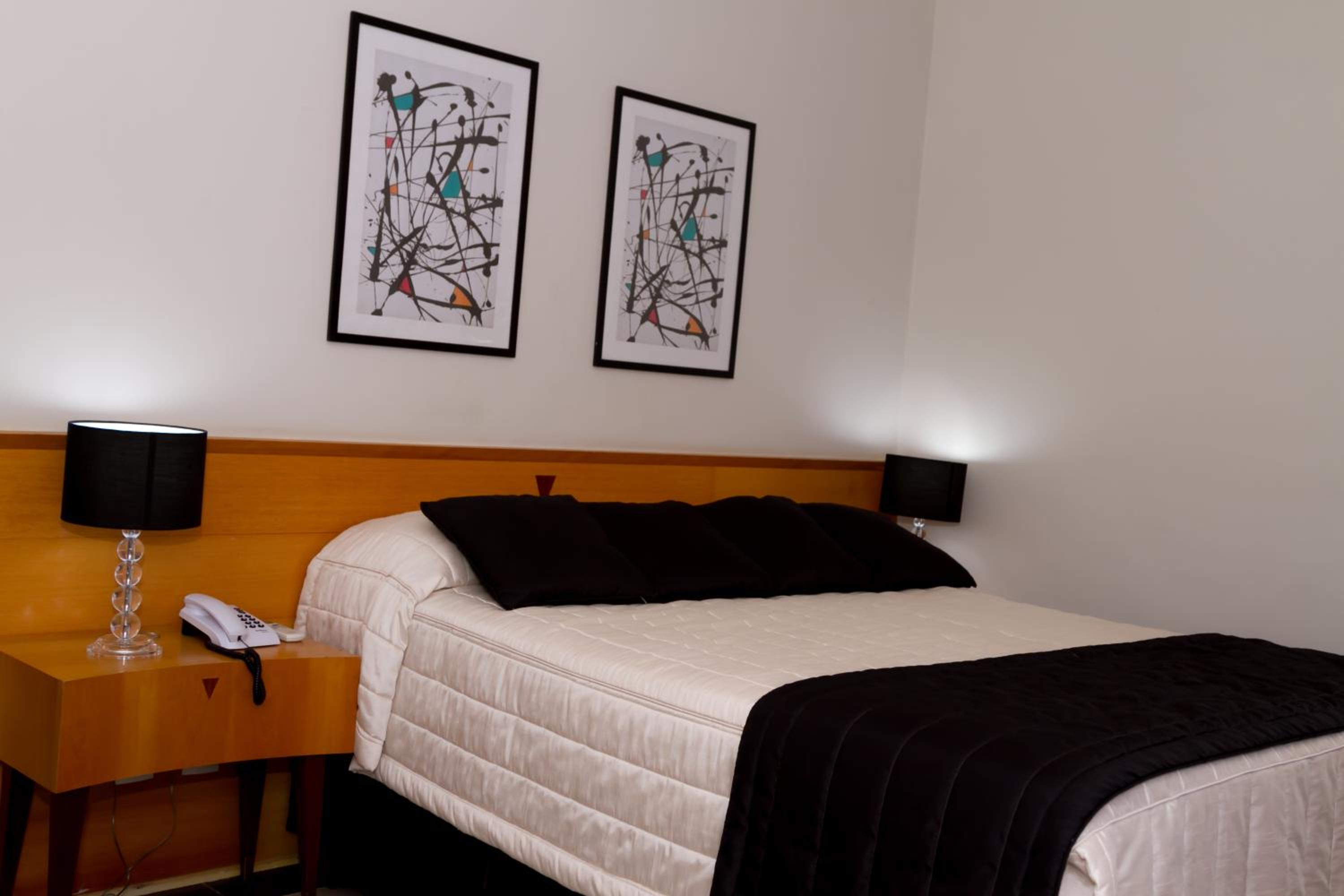 One-Bedroom Suite photo 1
