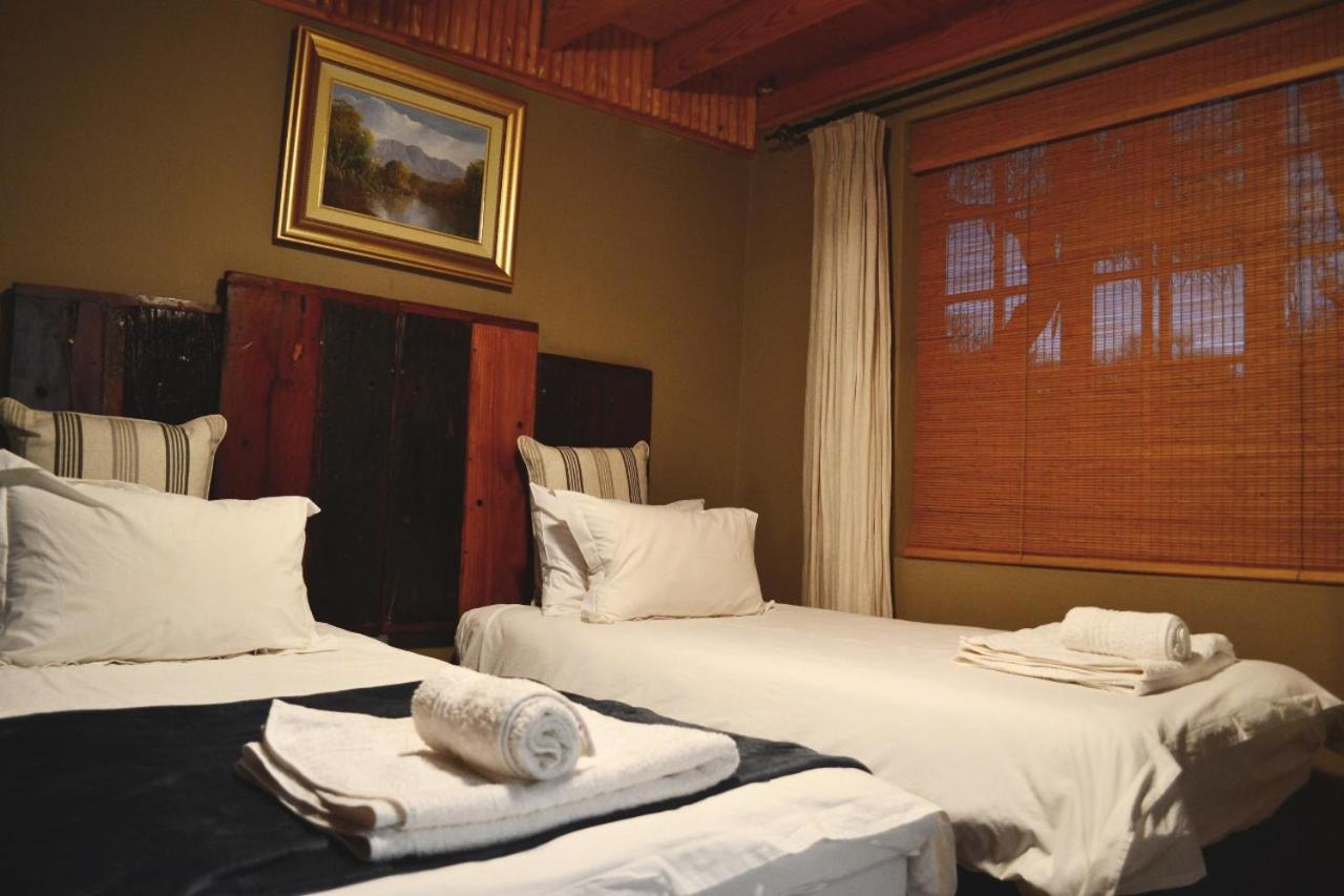 Deluxe Twin Room - Photo 6