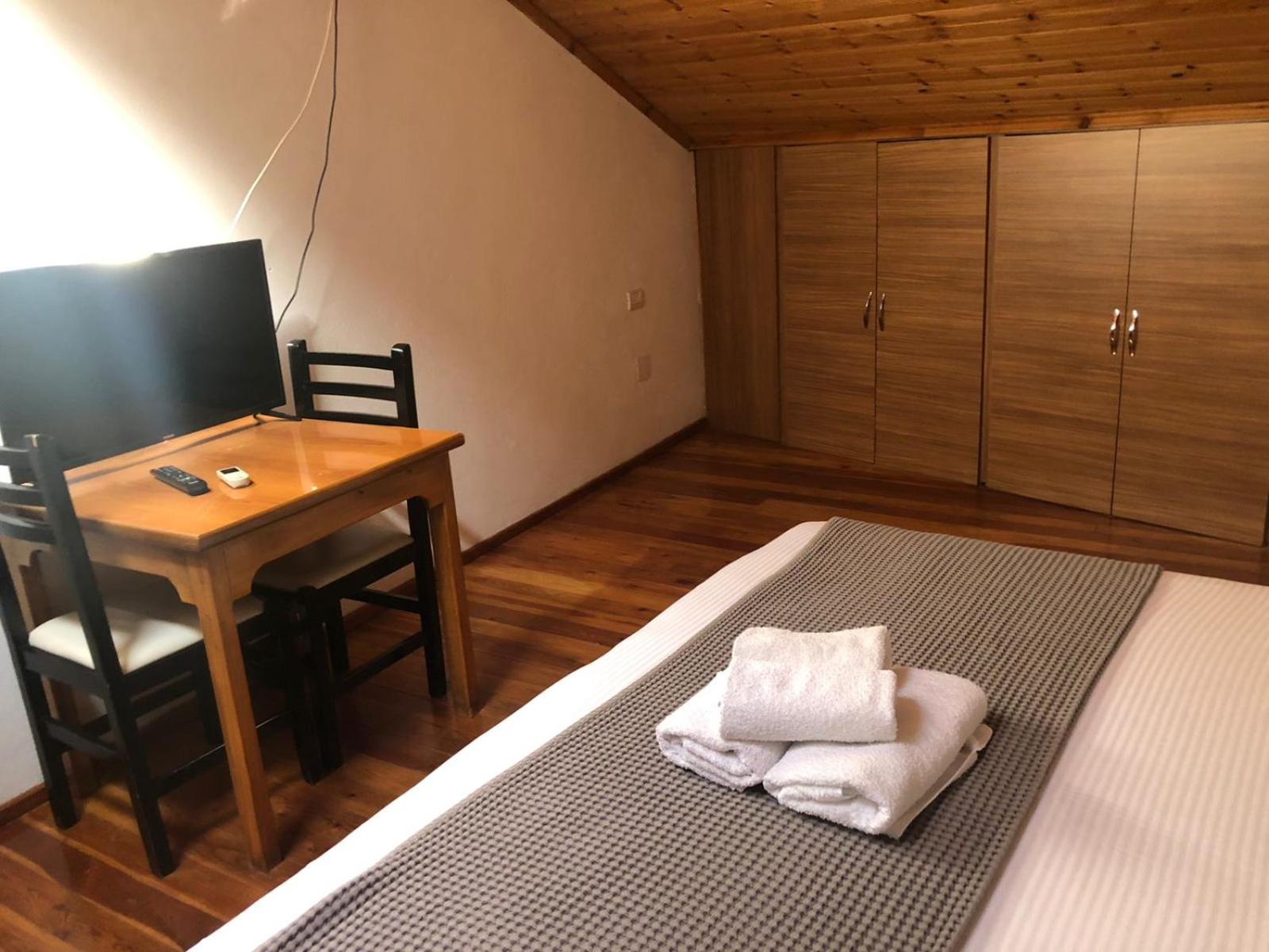 Standard Double Room photo 3