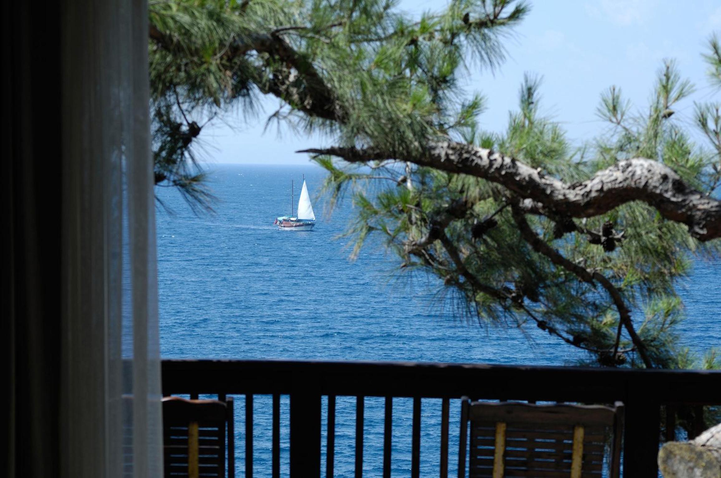 Junior Suite with Sea View - Photo 2
