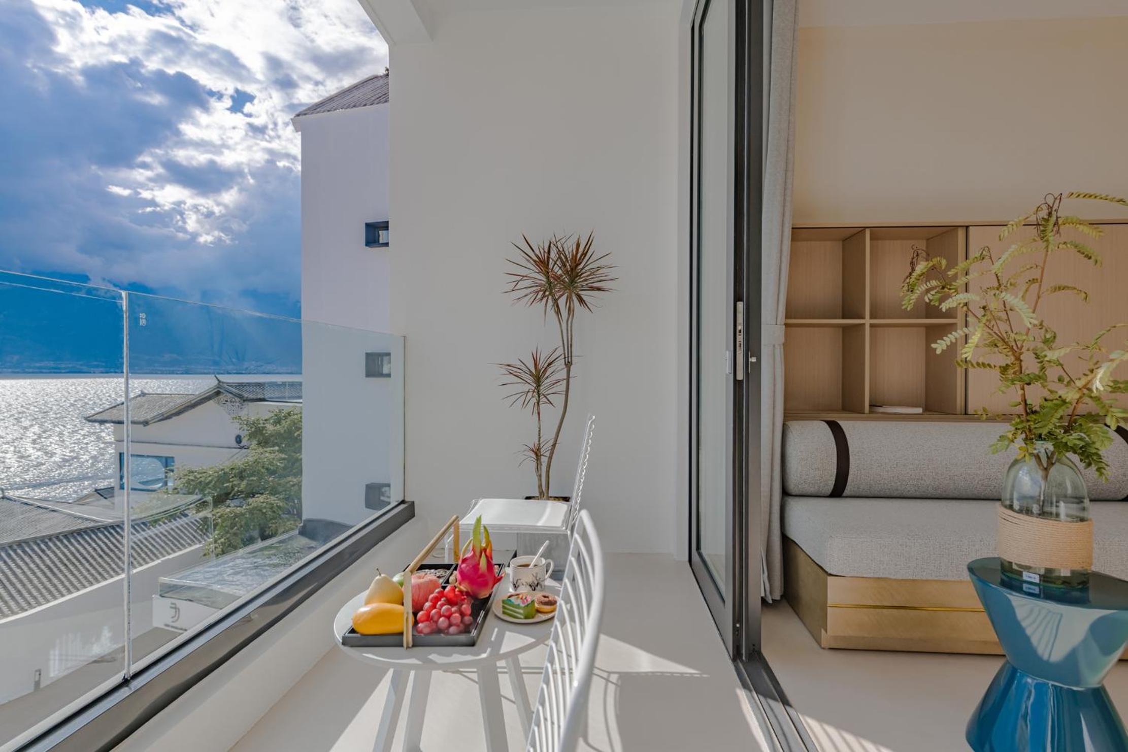 Baiyun Lake View Terrace King Room photo 3