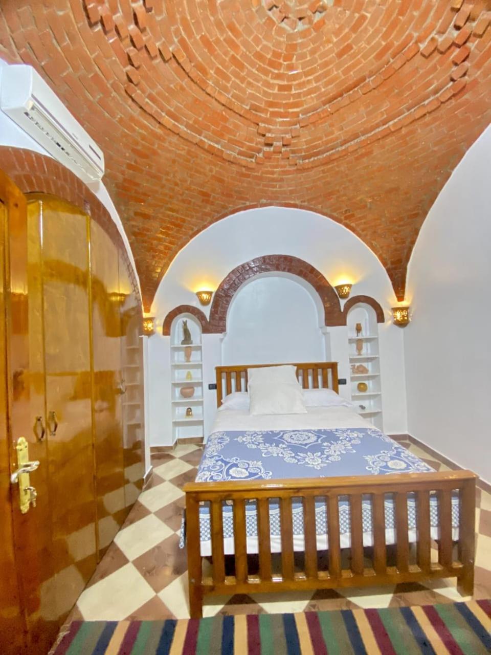 Villa - Photo 25