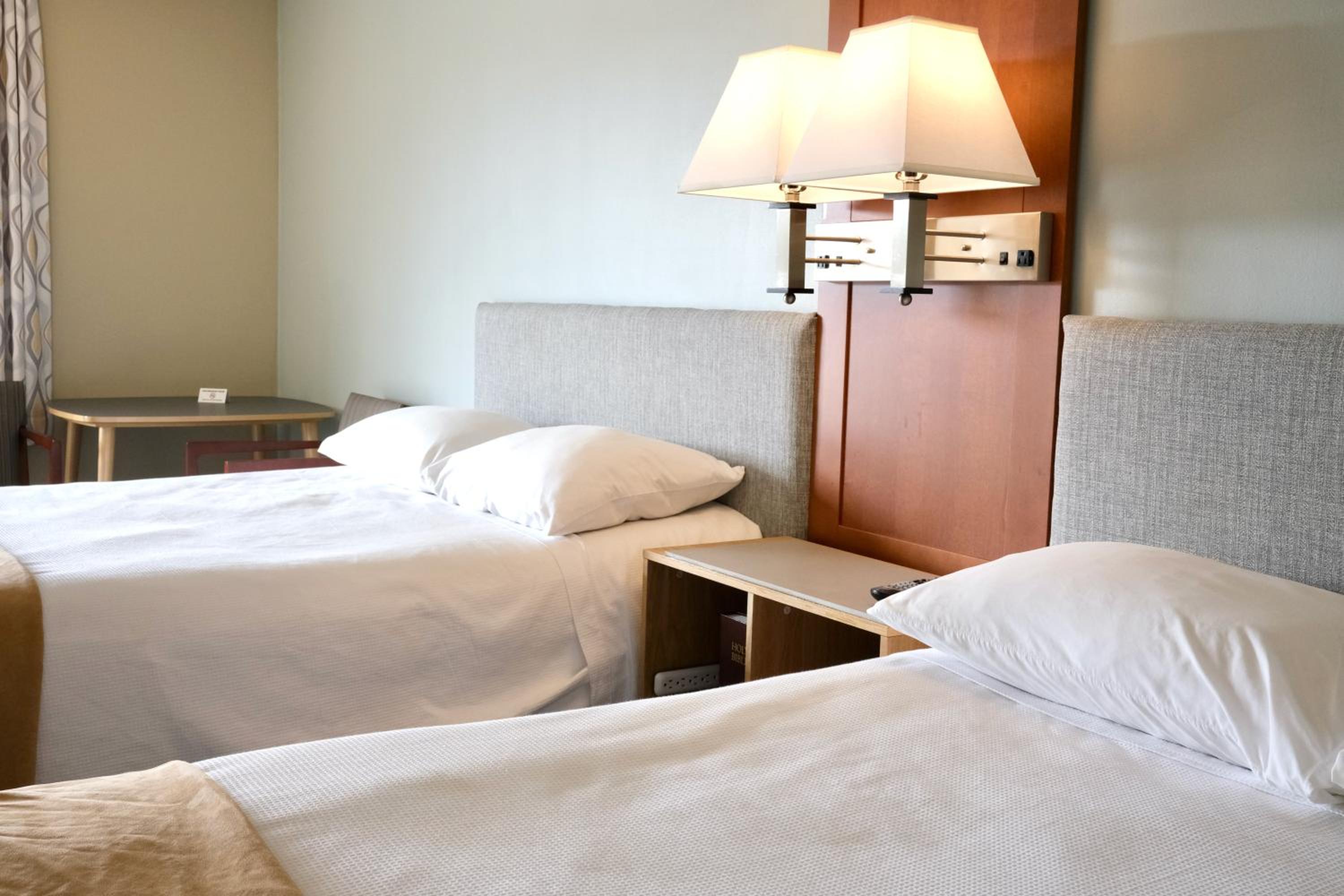 Deluxe Two Double Beds - Non-Smoking - Photo 16