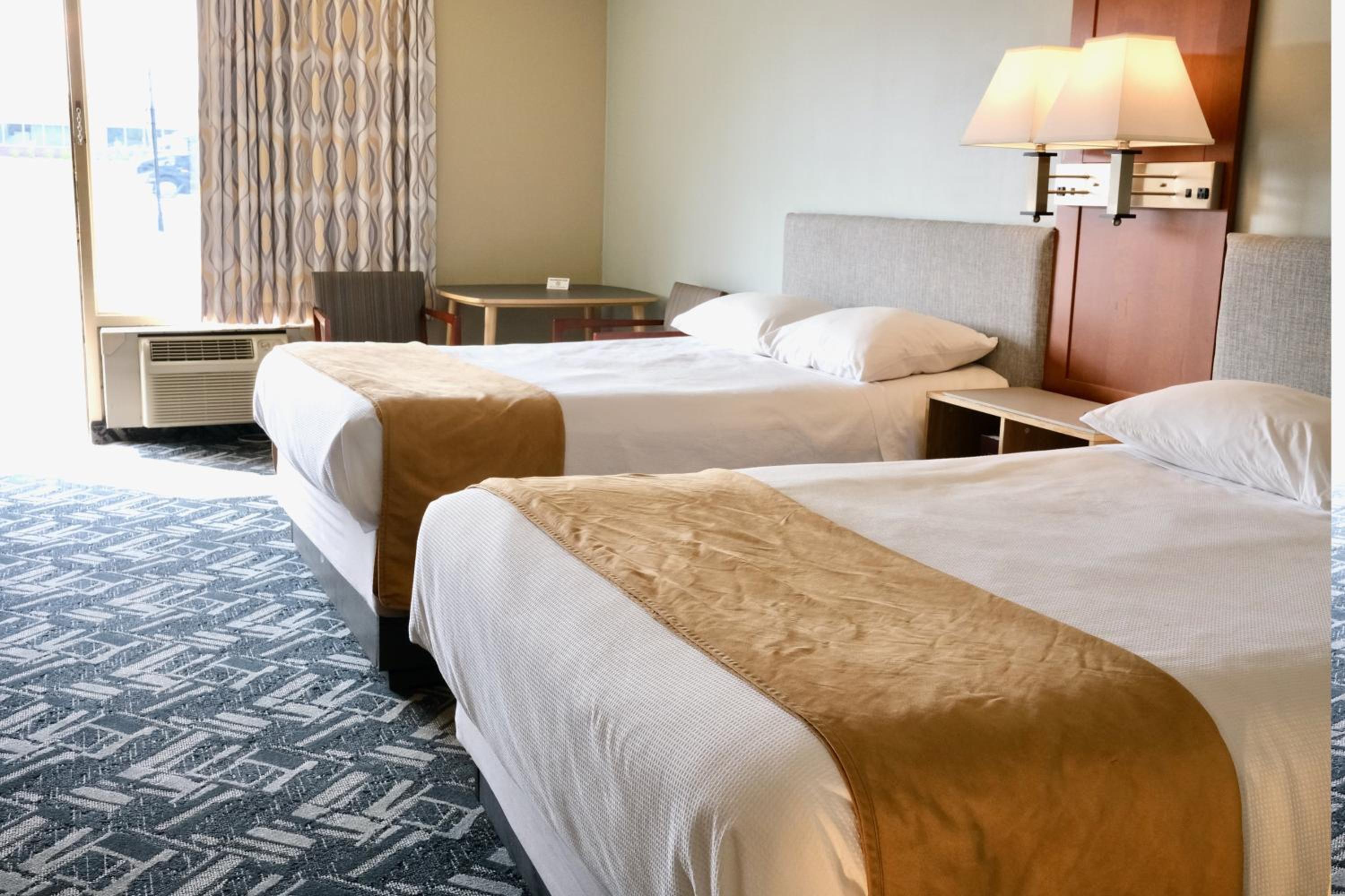 Deluxe Two Double Beds - Non-Smoking - Photo 17