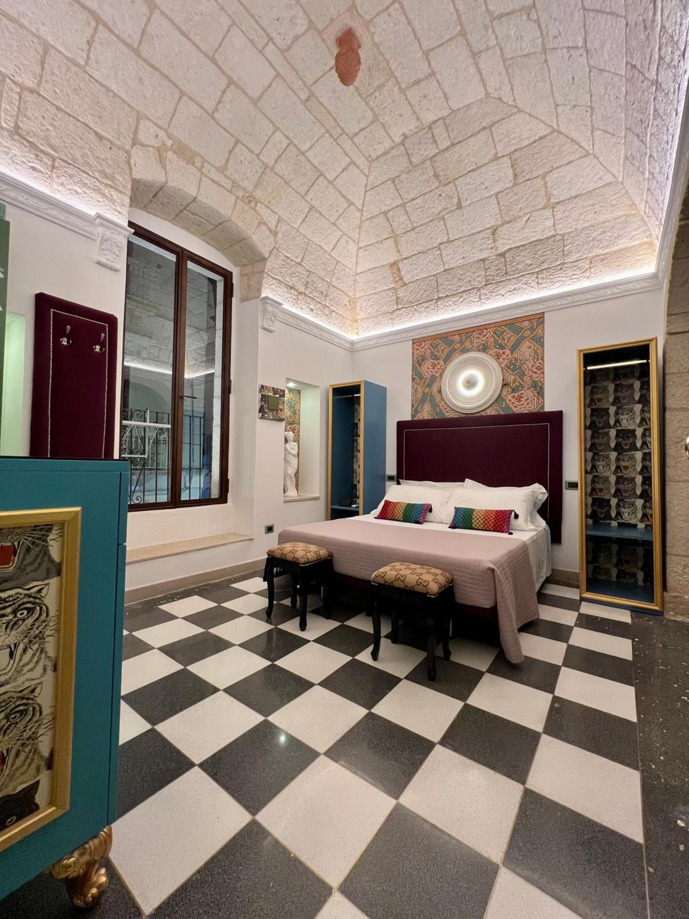 King Room with Balcony photo 1