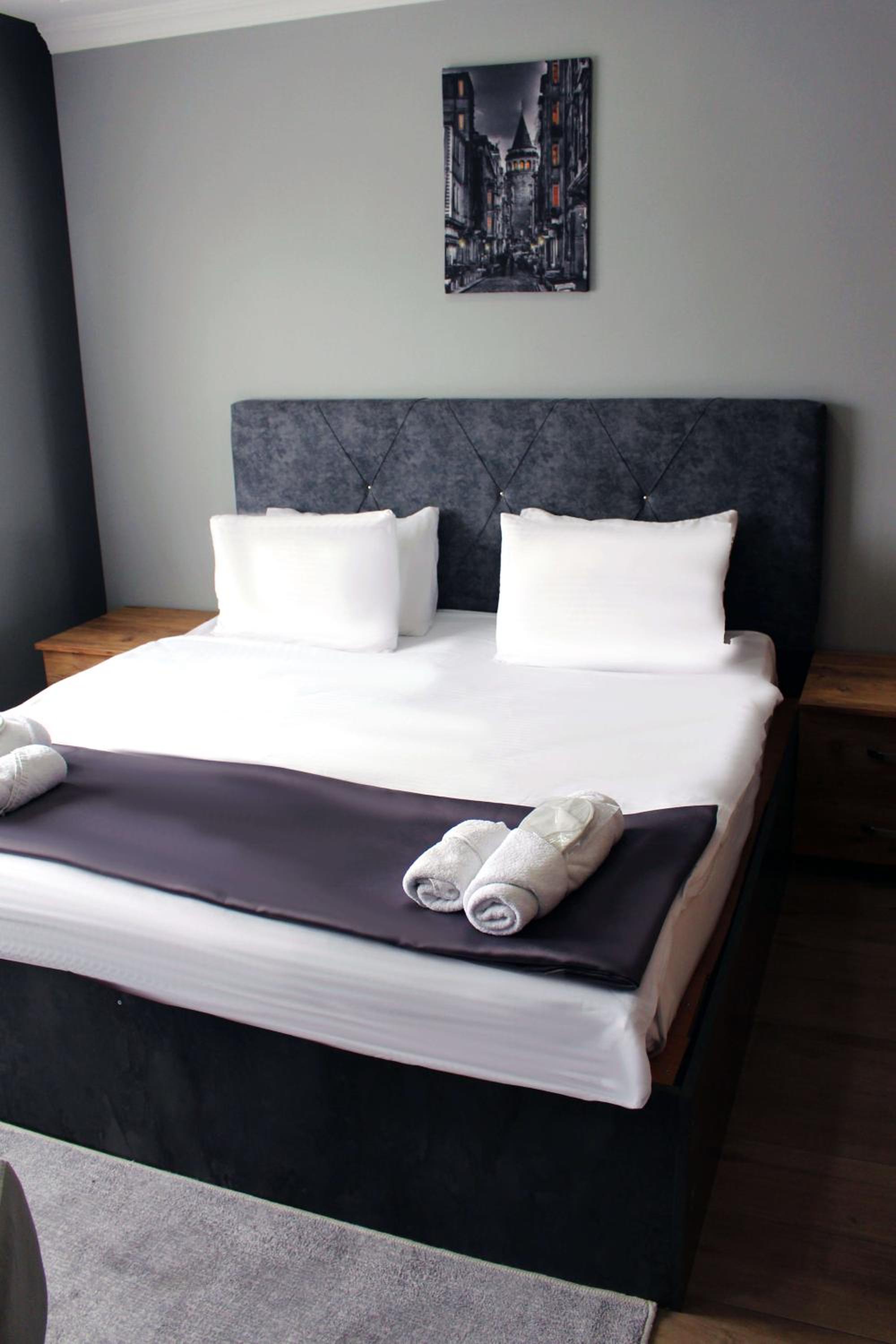 Standard Double Room photo 2