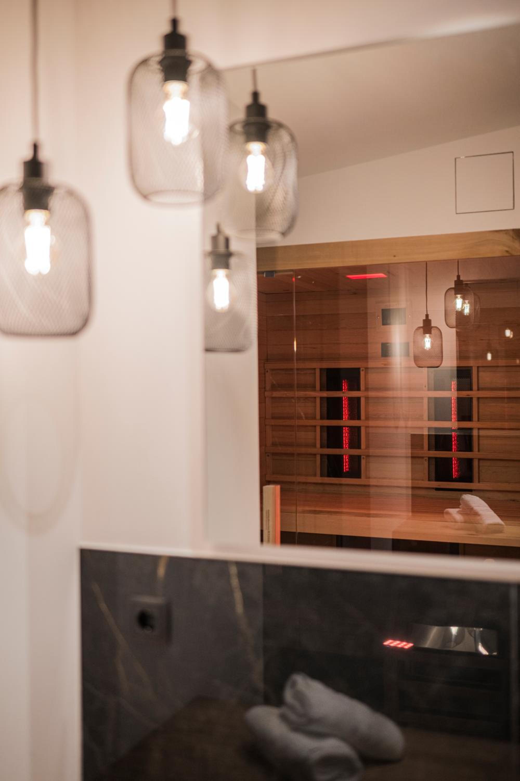 Apartment with Sauna - Photo 9