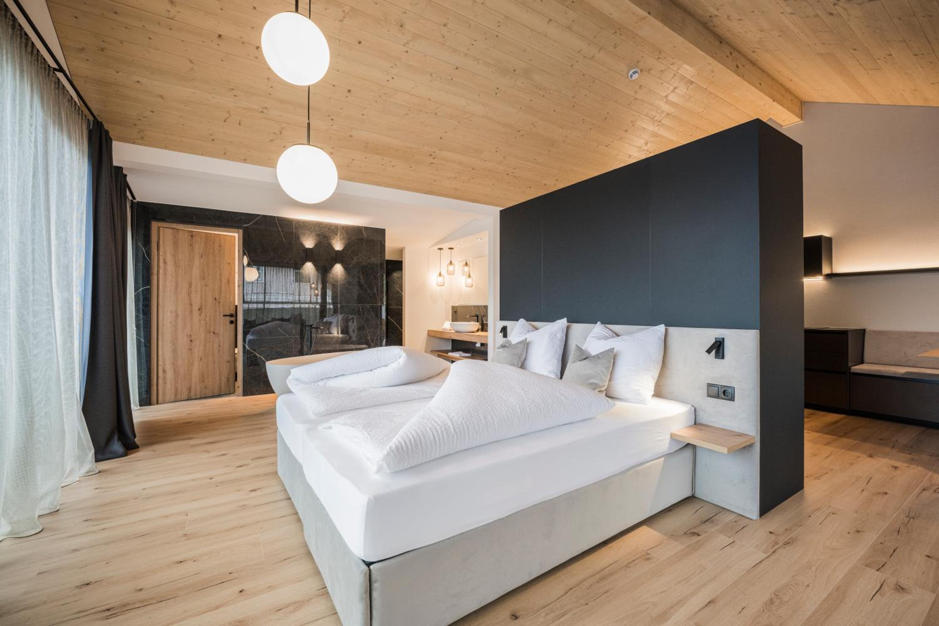Apartment with Sauna - Photo 14