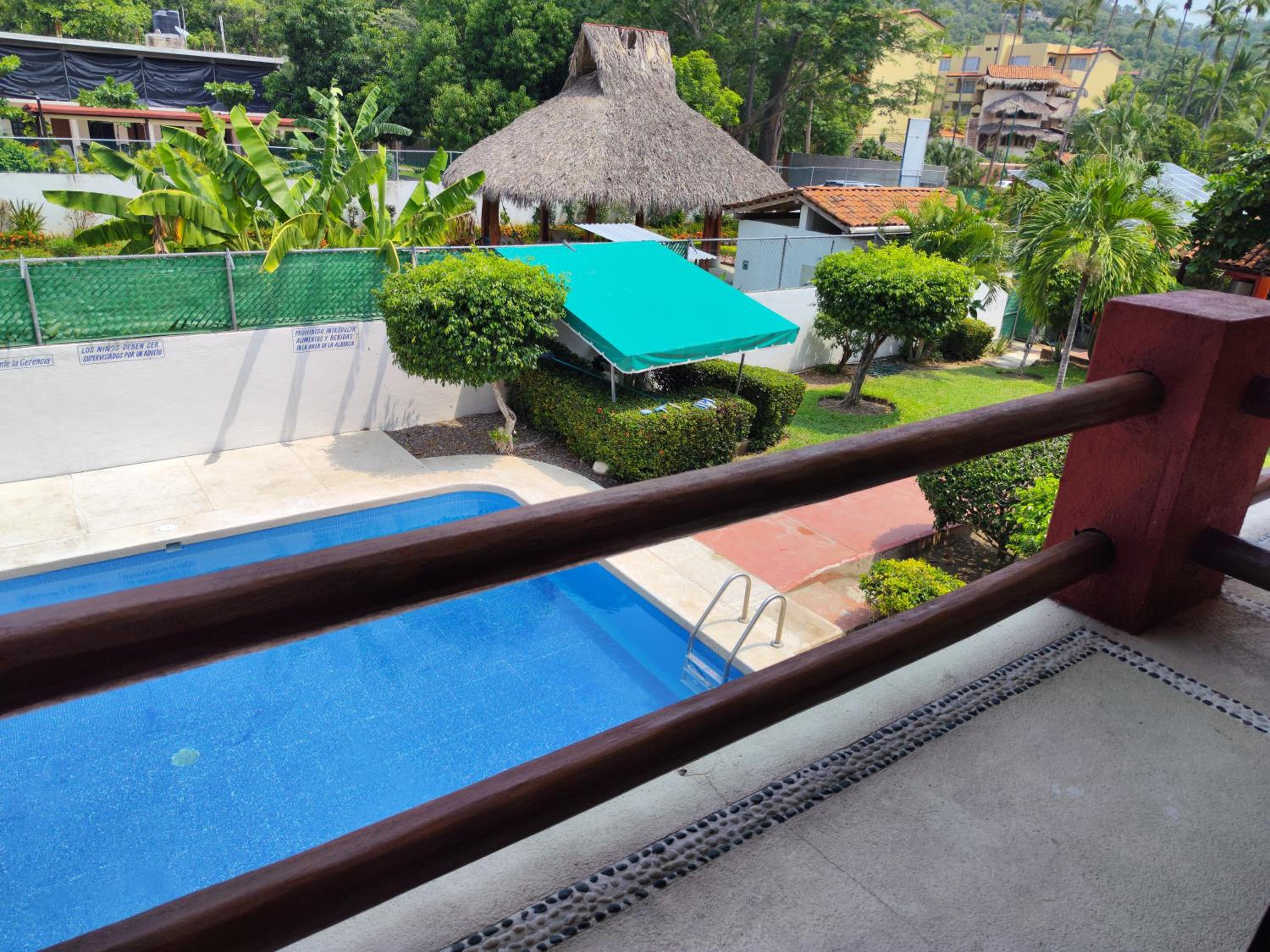 Bungalow (7 Adults) photo 2