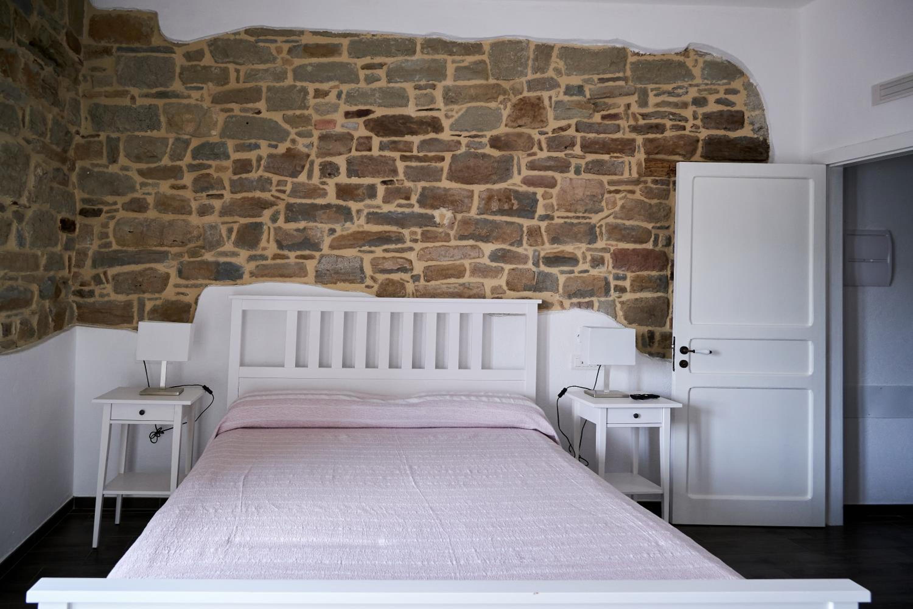 Superior Double Room - Photo 14