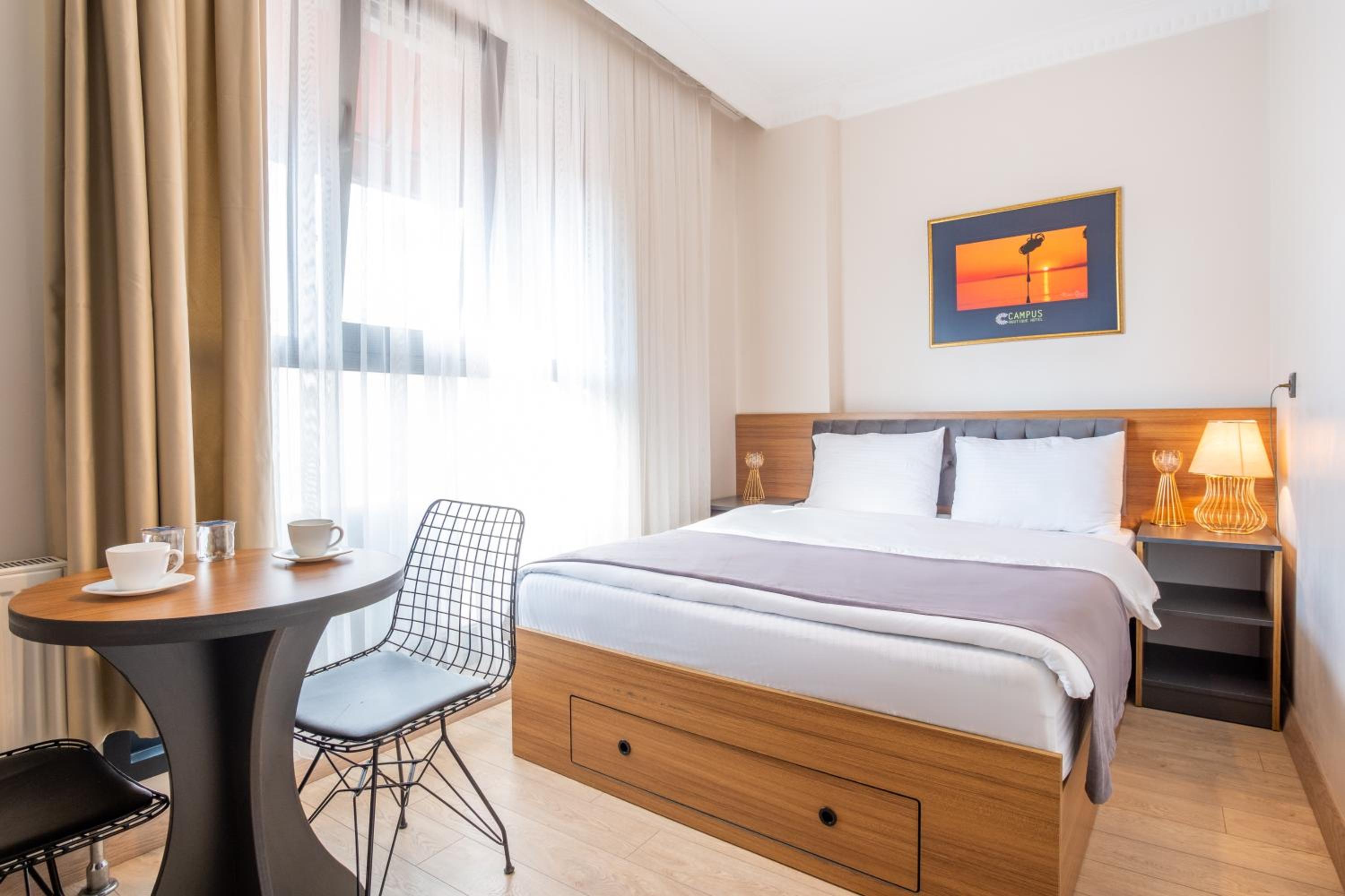 Standard Double or Twin Room photo 1