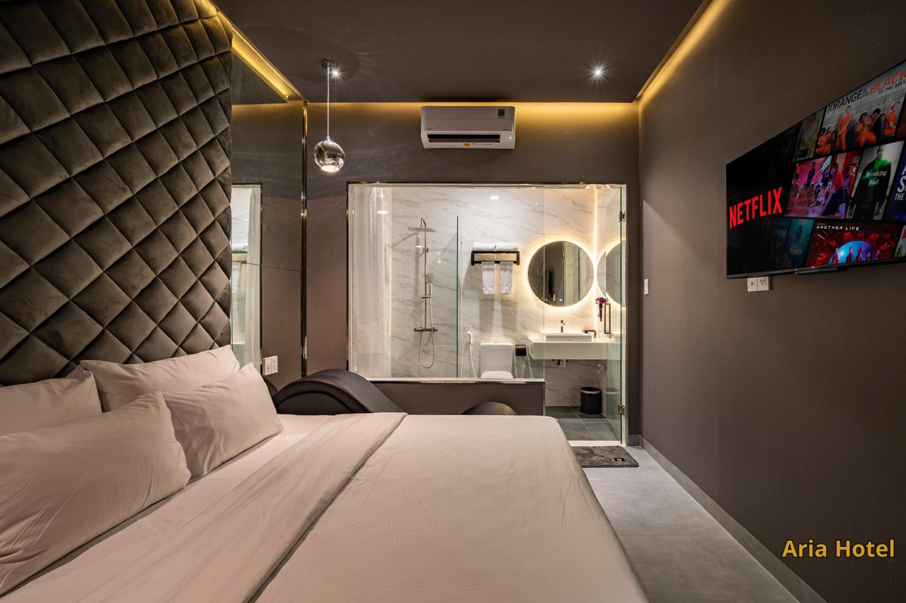 King Room with Two King Beds photo 2