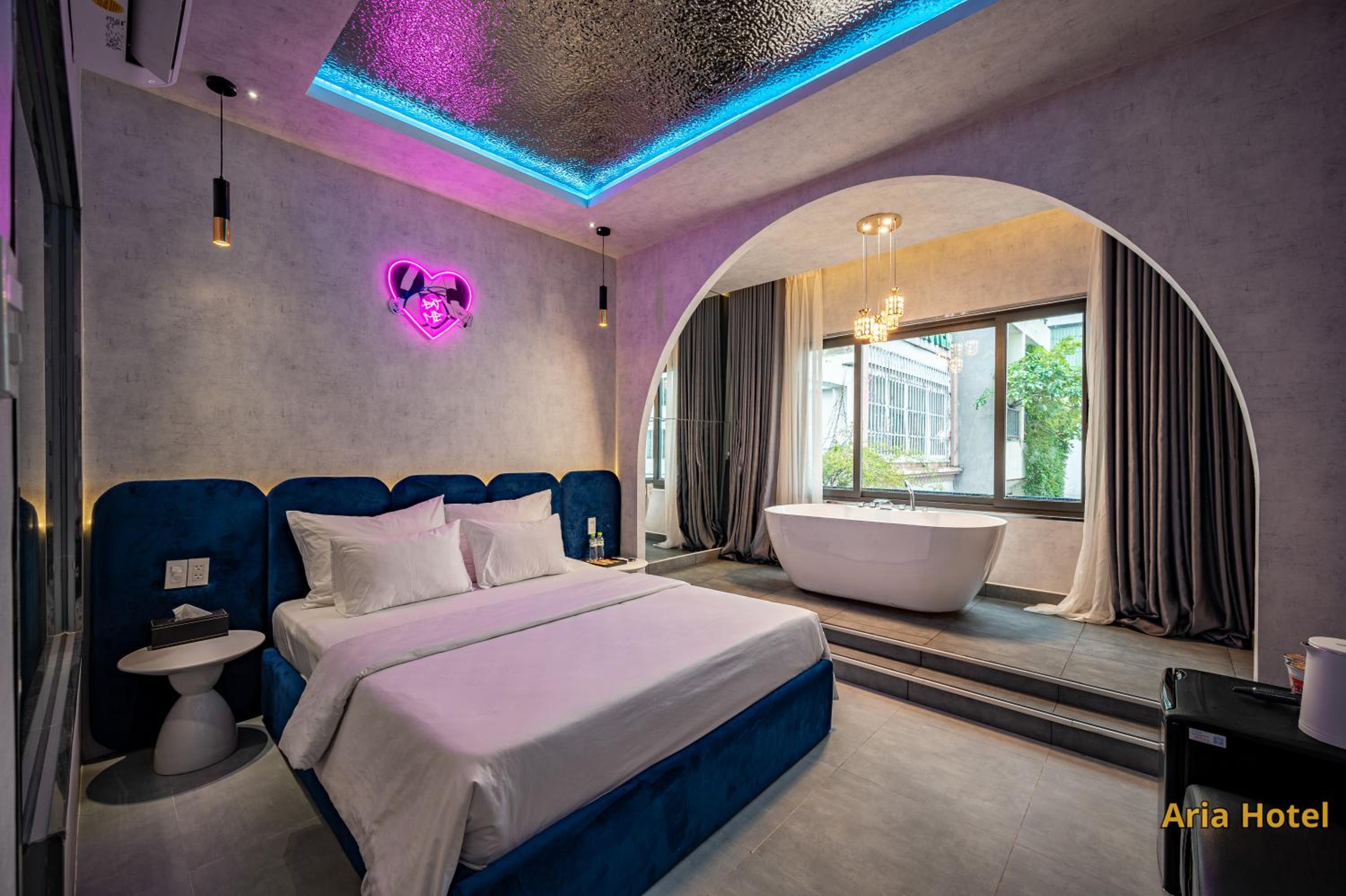 Deluxe Double Room with Bath photo 1