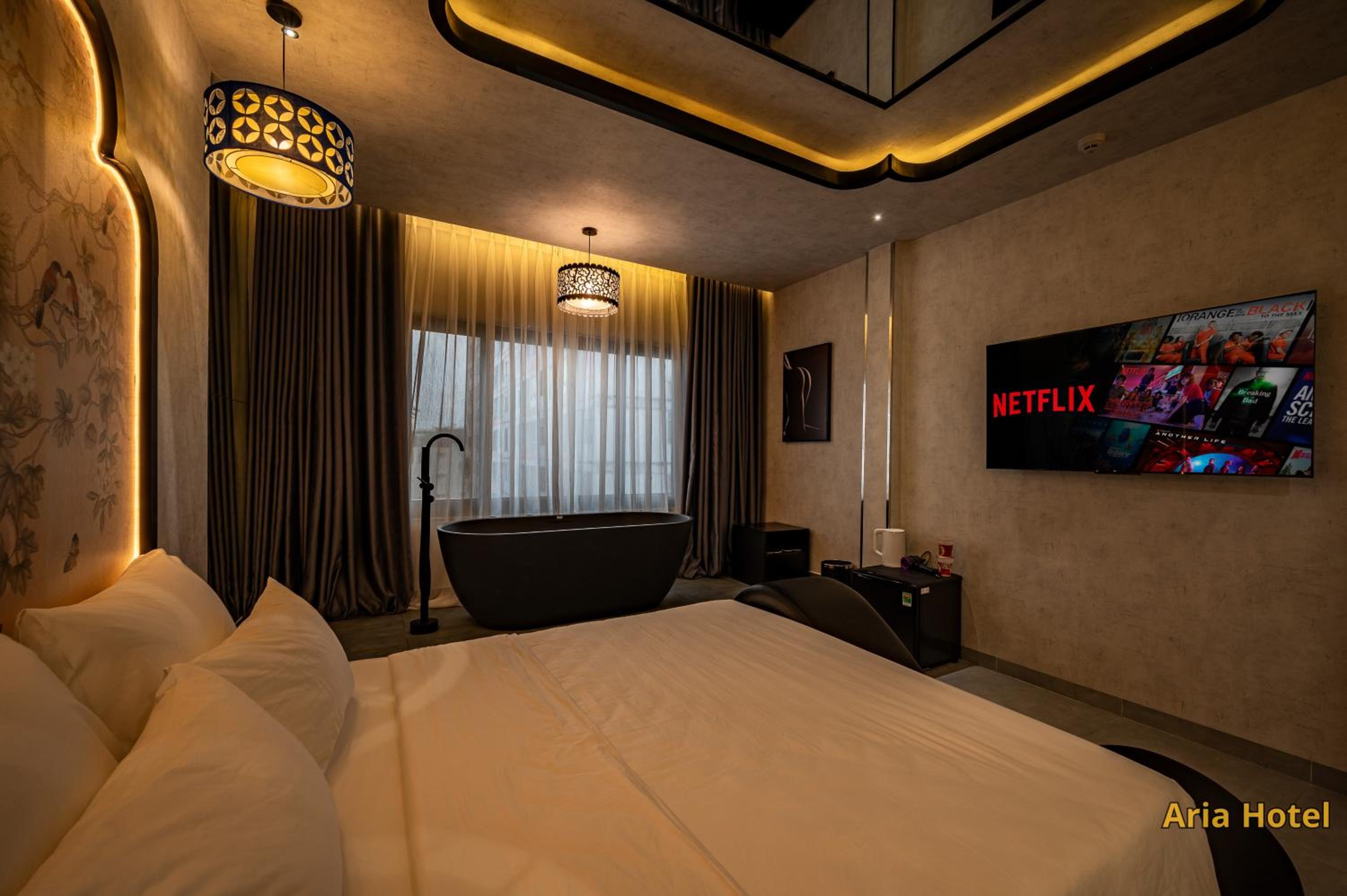 Deluxe Double Room with Bath photo 2