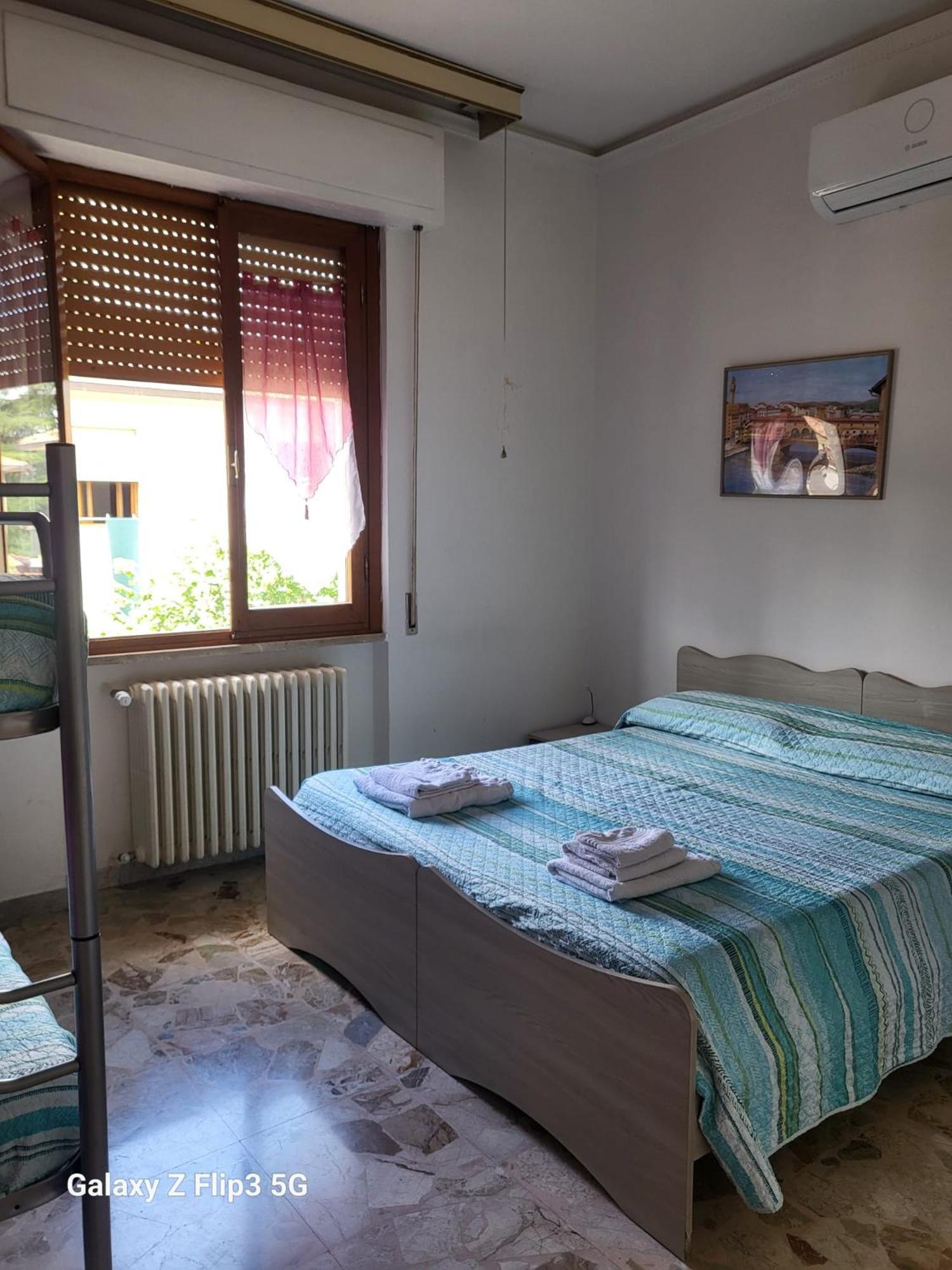 One-Bedroom Apartment - Photo 10