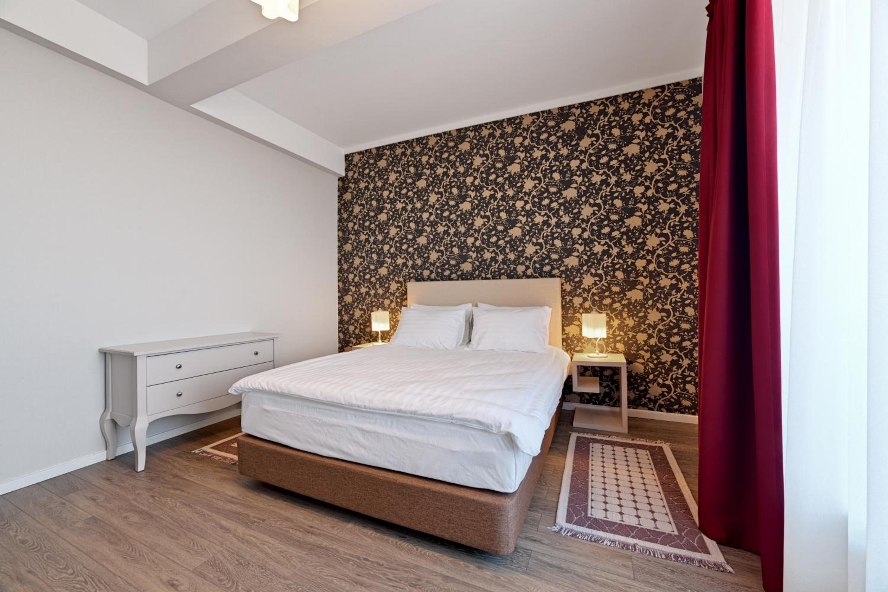 Two-Bedroom Apartment - Photo 8