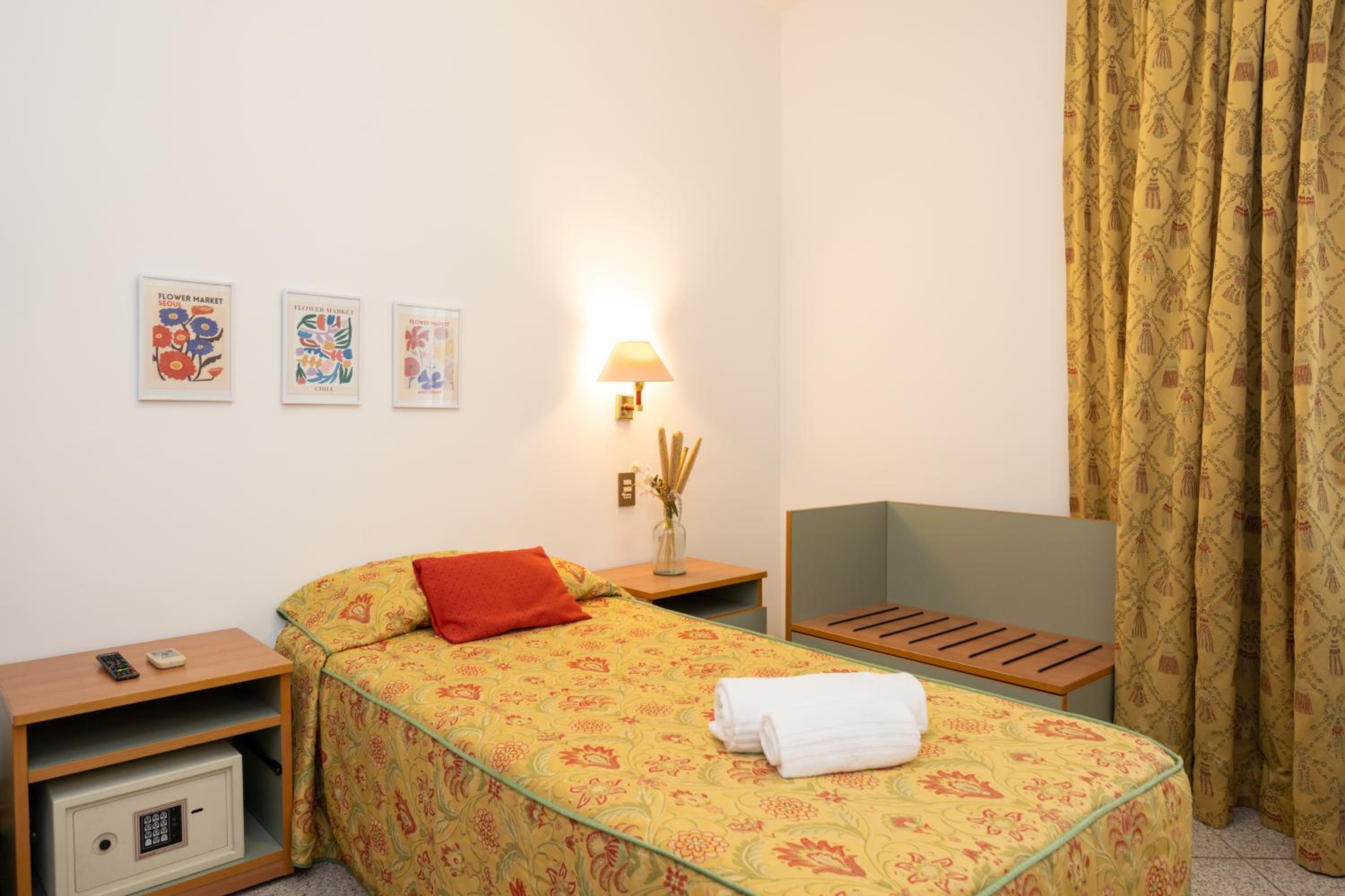Triple Room - Photo 1