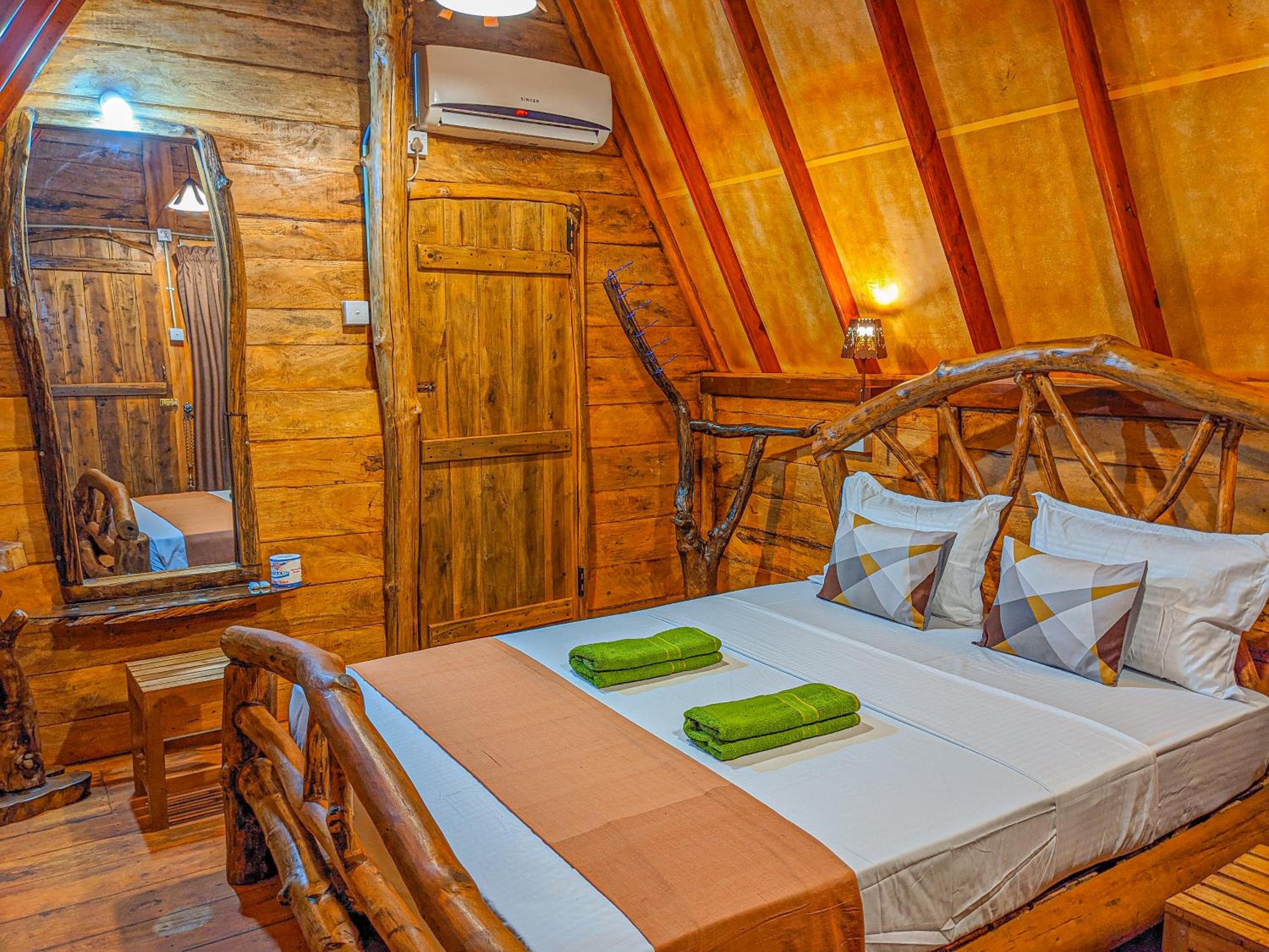 Double Room with Lake View
