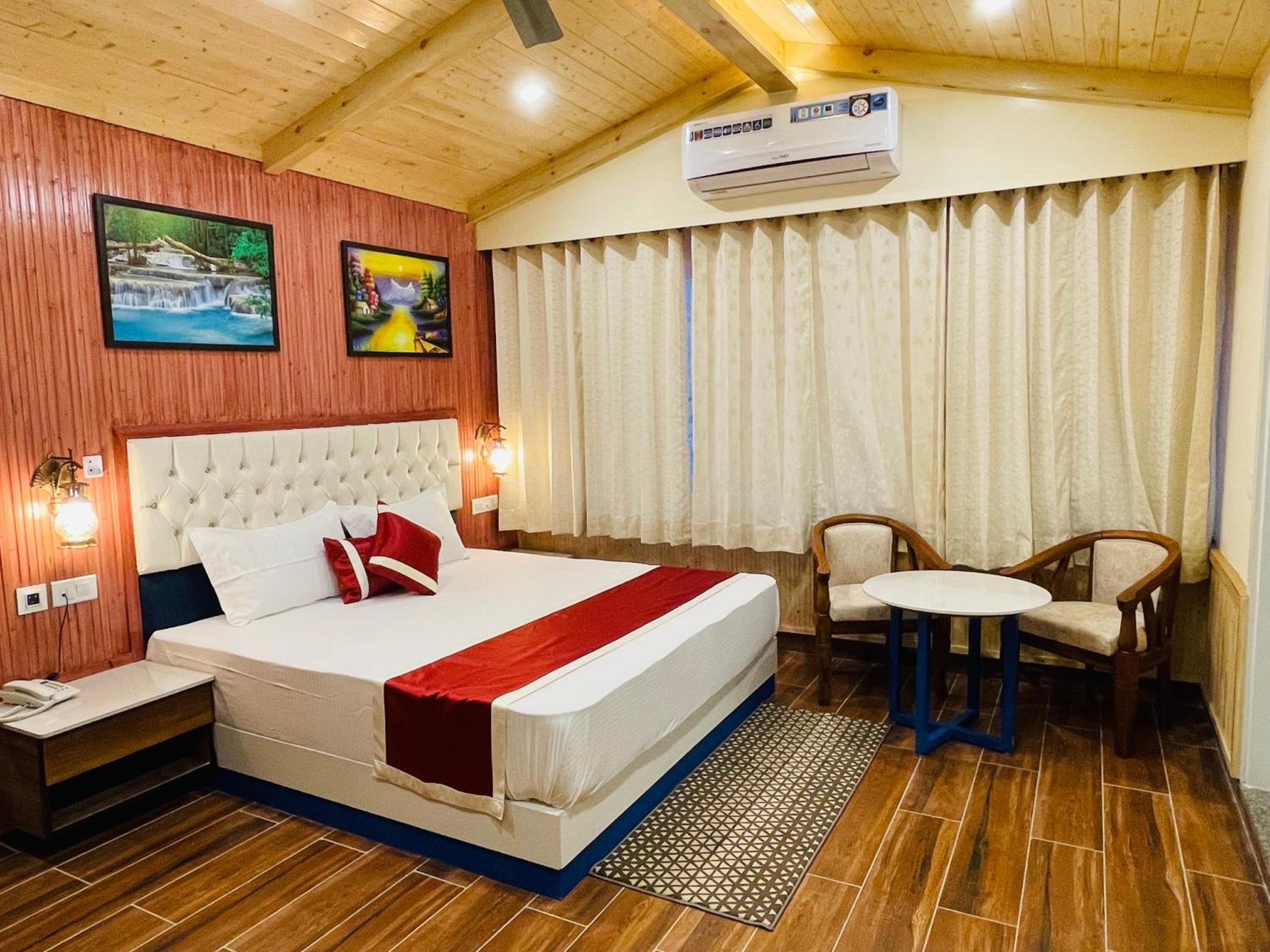 Deluxe Room - Photo 7