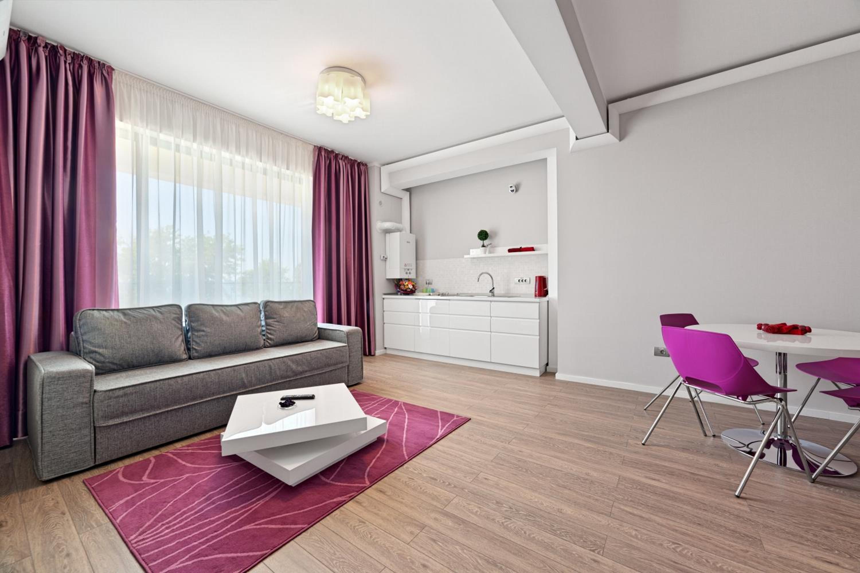 One-Bedroom Apartment - Photo 13
