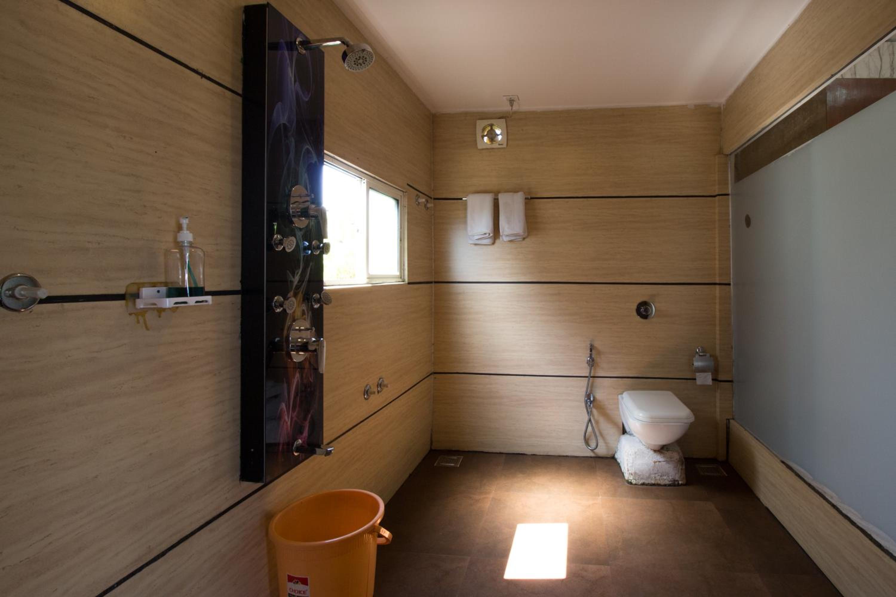 Superior Cottage - Photo 2