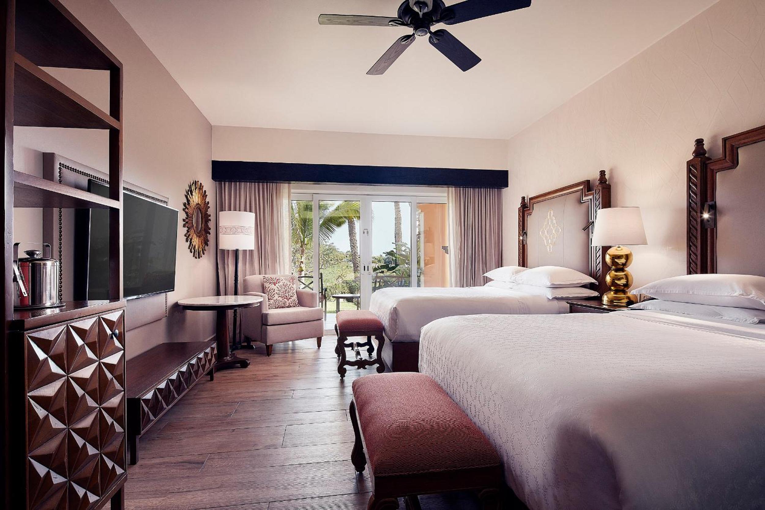 Queen Room With Two Queen Beds With Garden View And Balcony - Hacienda