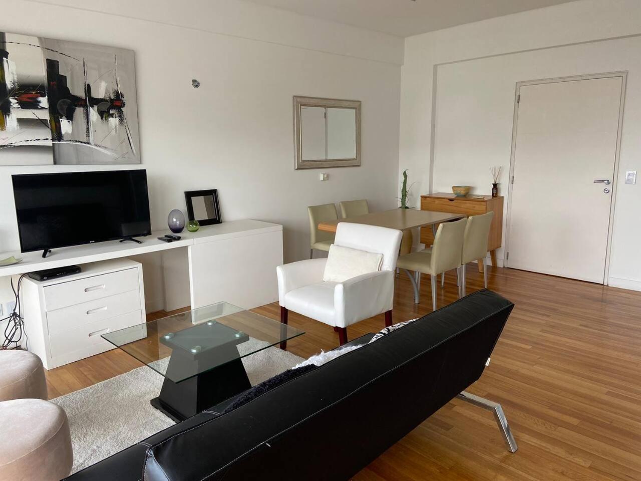 Two-Bedroom Apartment photo 2