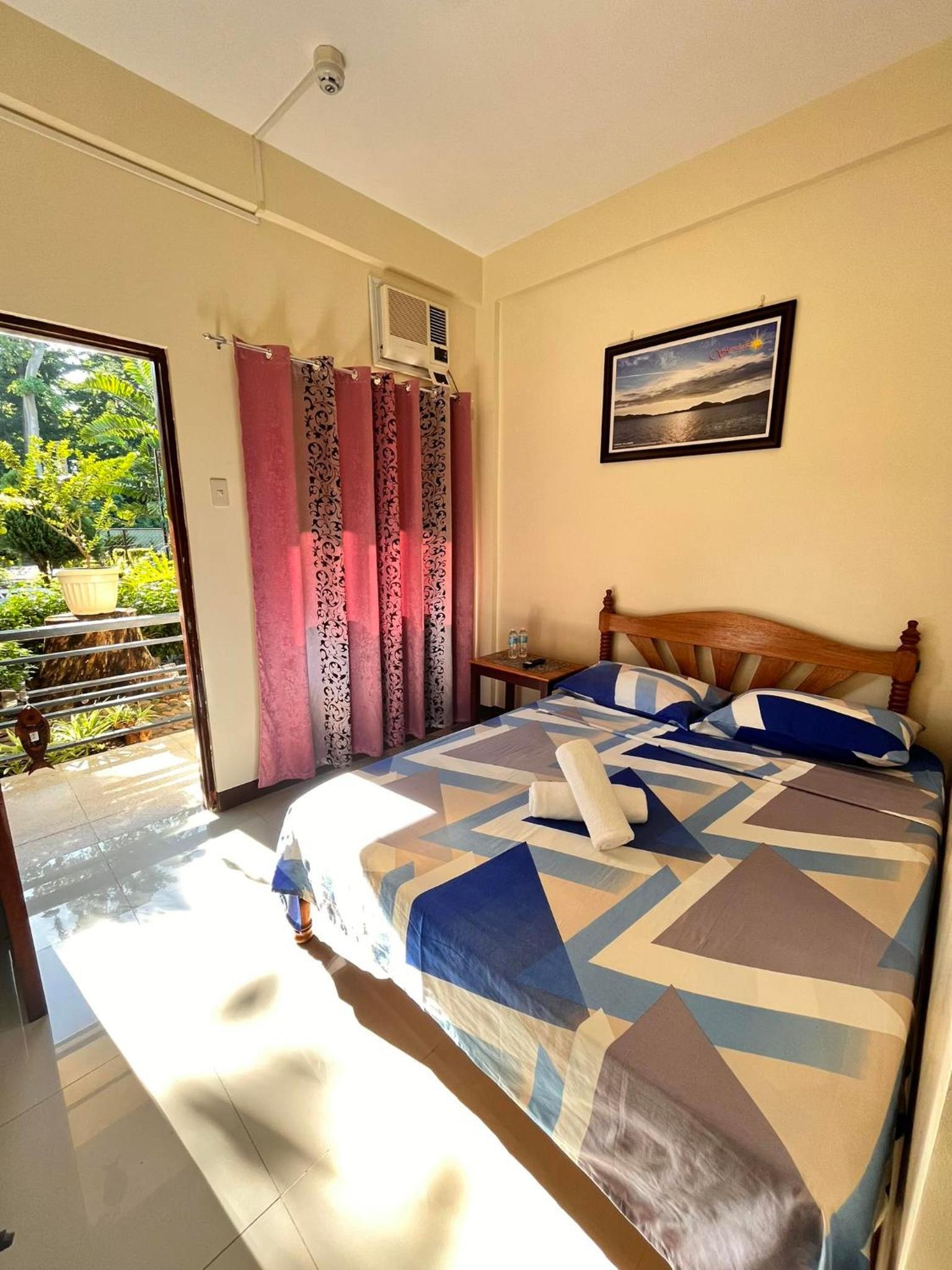Standard Queen Room - Photo 5