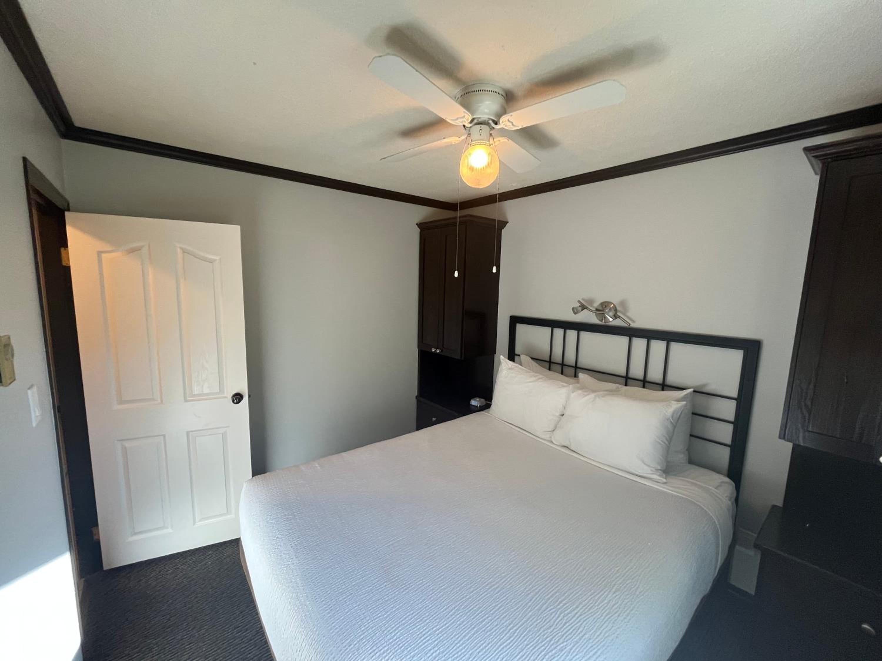One-Bedroom Suite photo 1