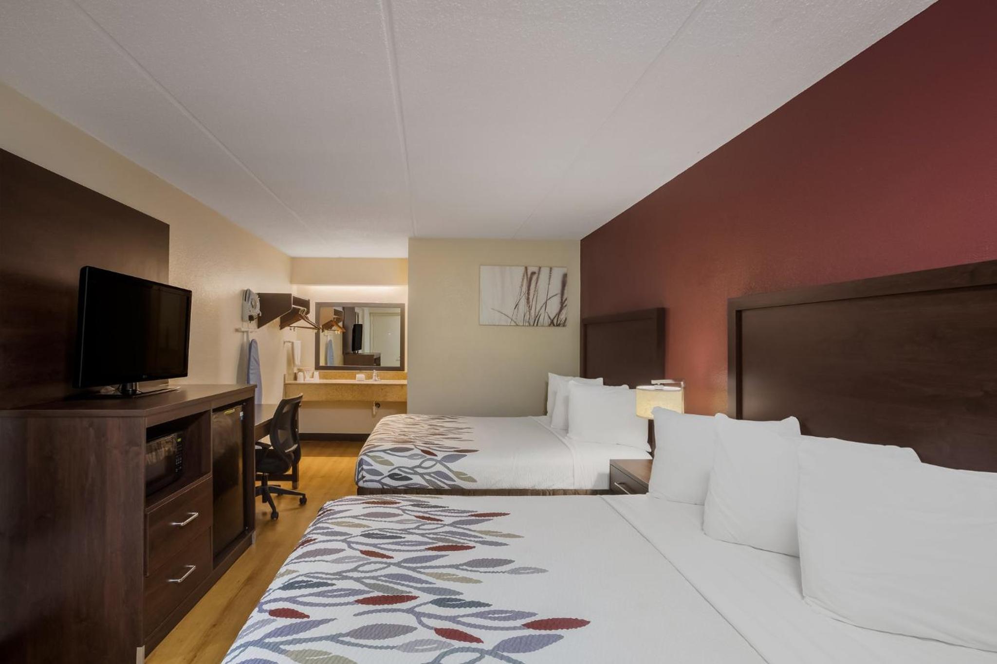Deluxe Room with Two Double Beds Smoking - Photo 7