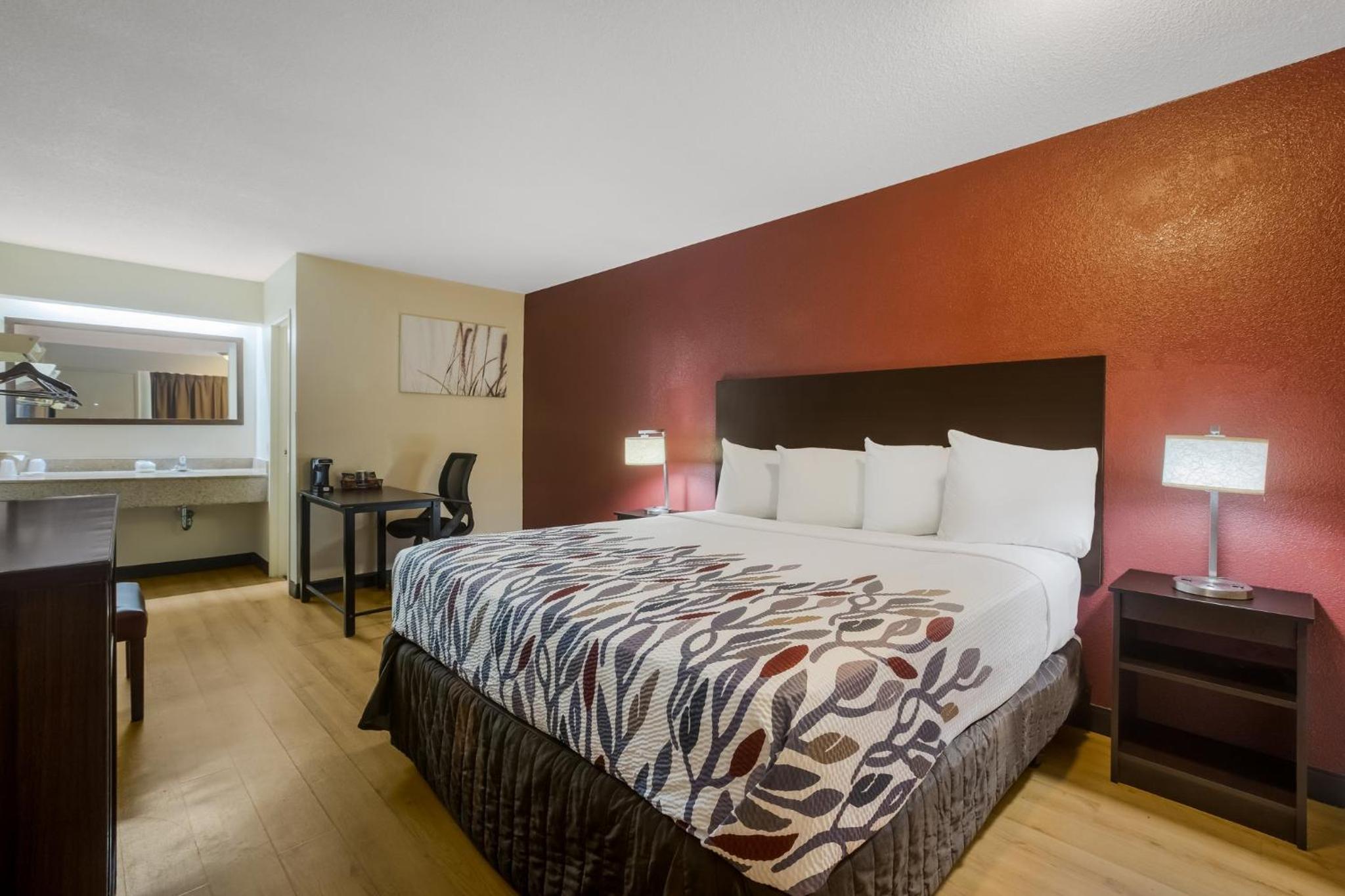 Superior King Room Non-Smoking - Photo 1