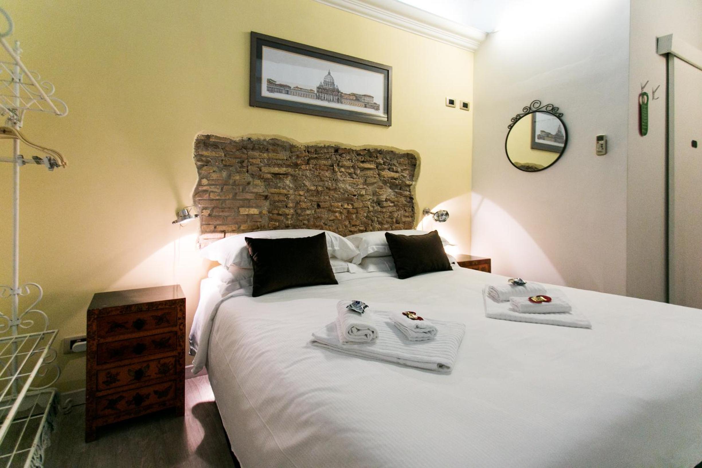 Double or Twin Room photo 1