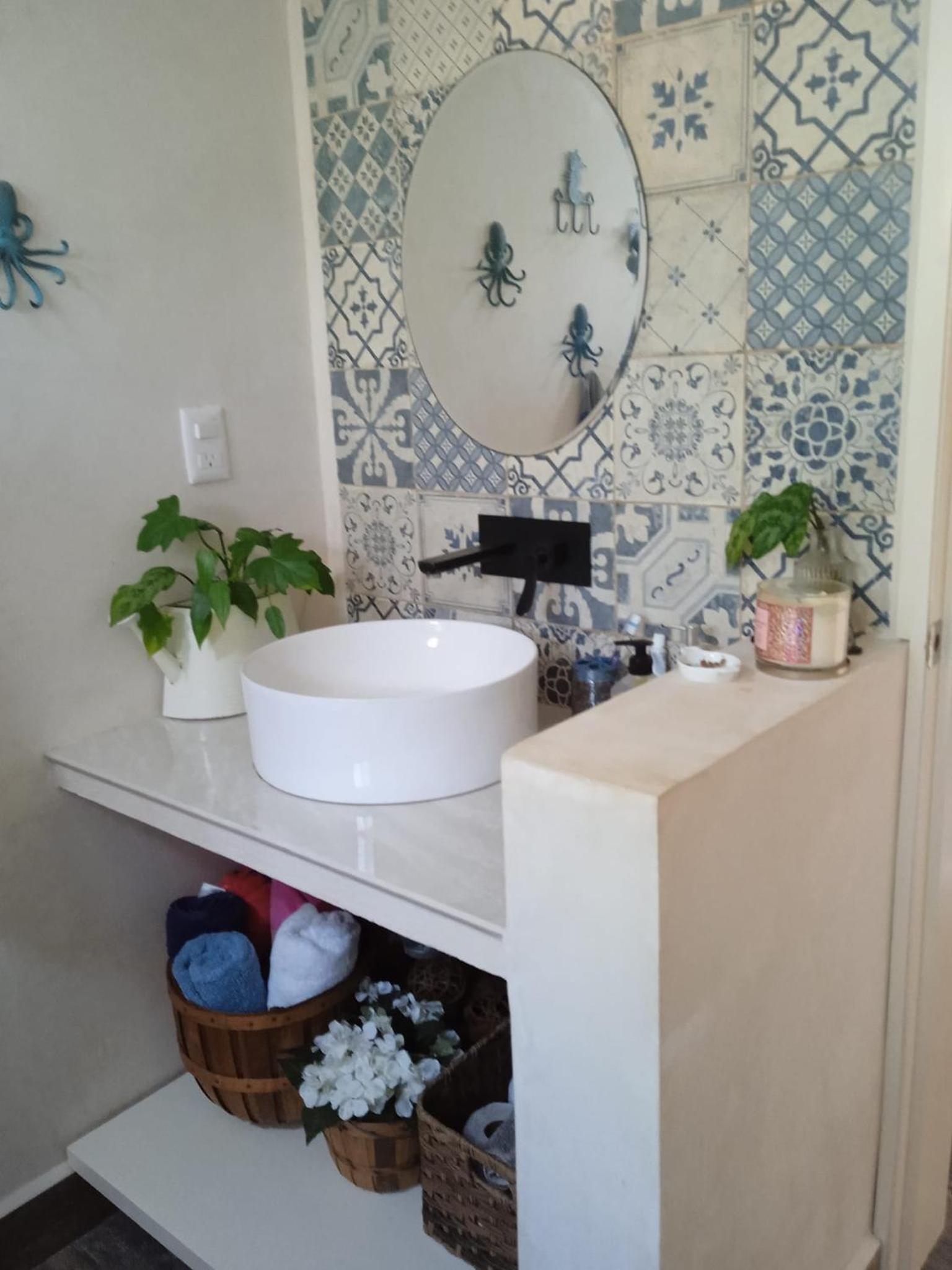 One-Bedroom House photo 2