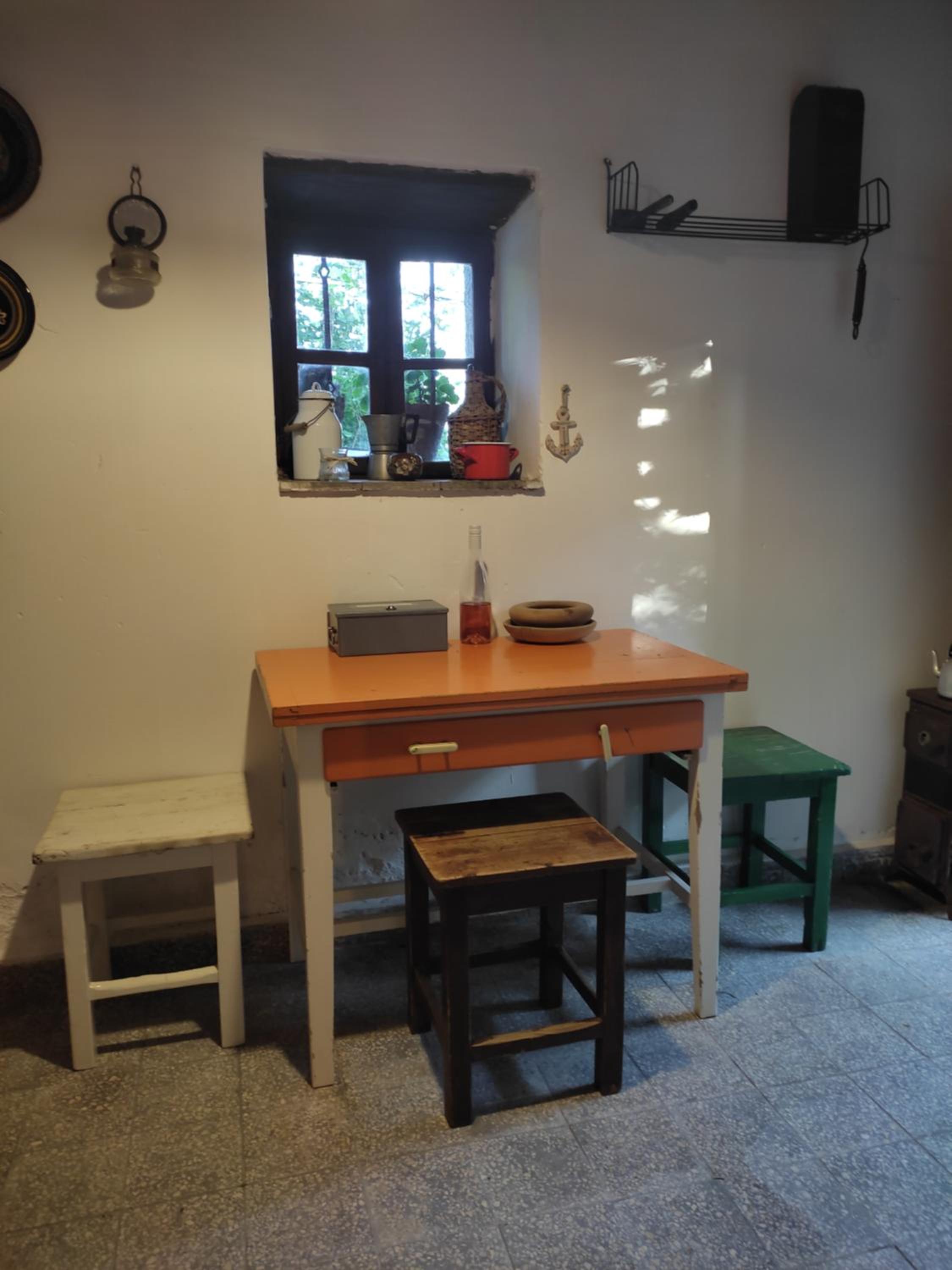 Three-Bedroom Apartment - Photo 4
