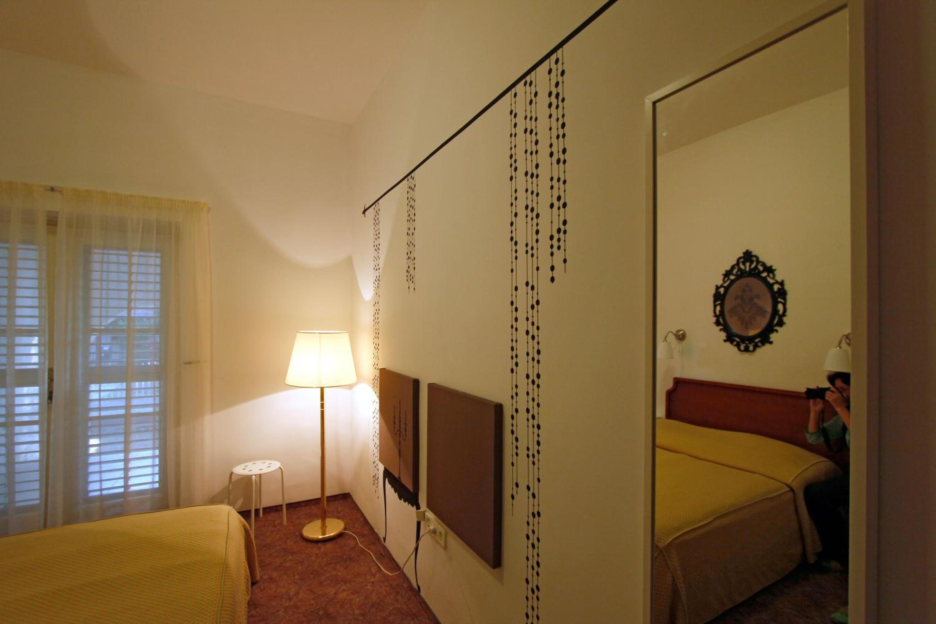 Basic Double Room photo 2