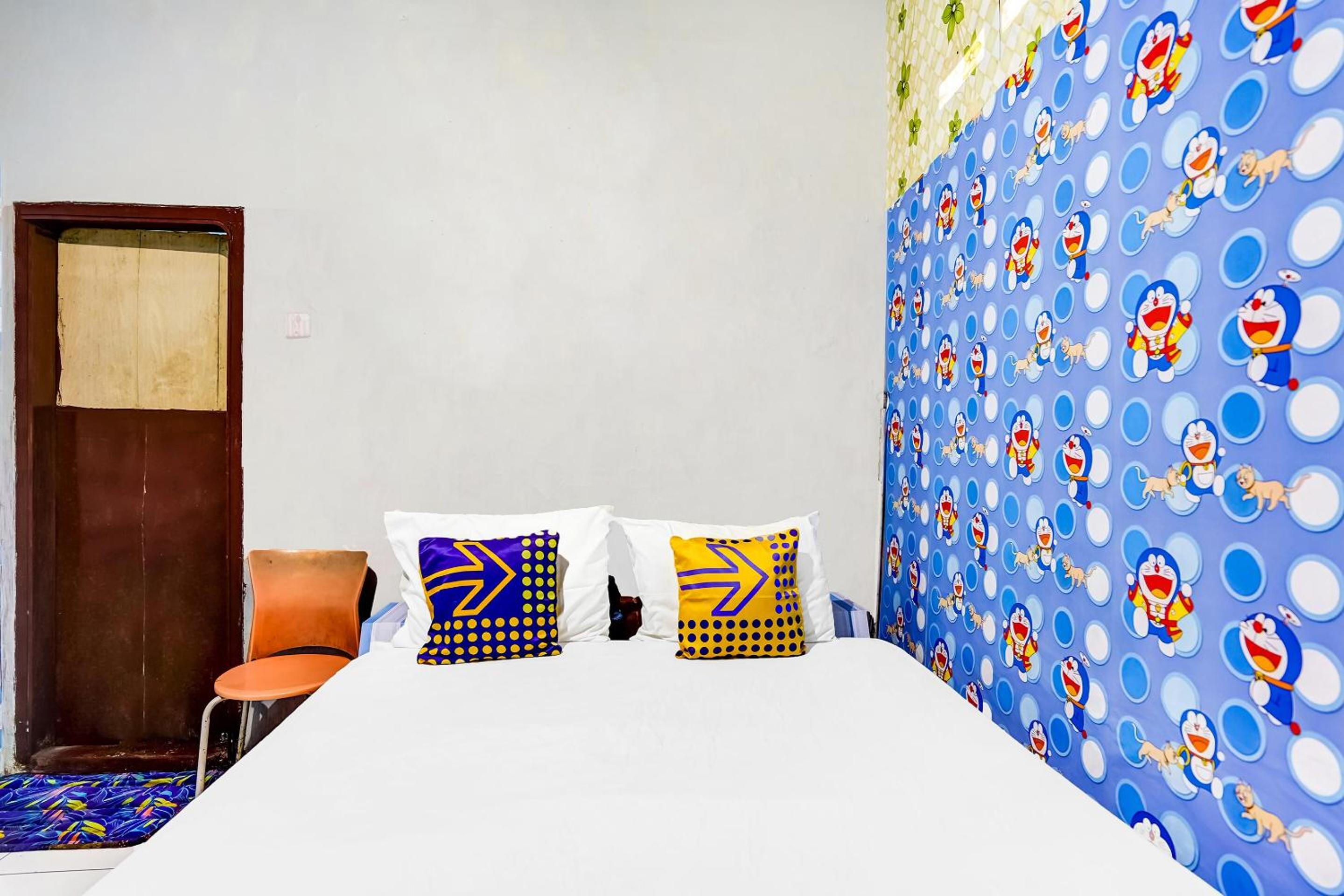 Budget Double Room photo 3