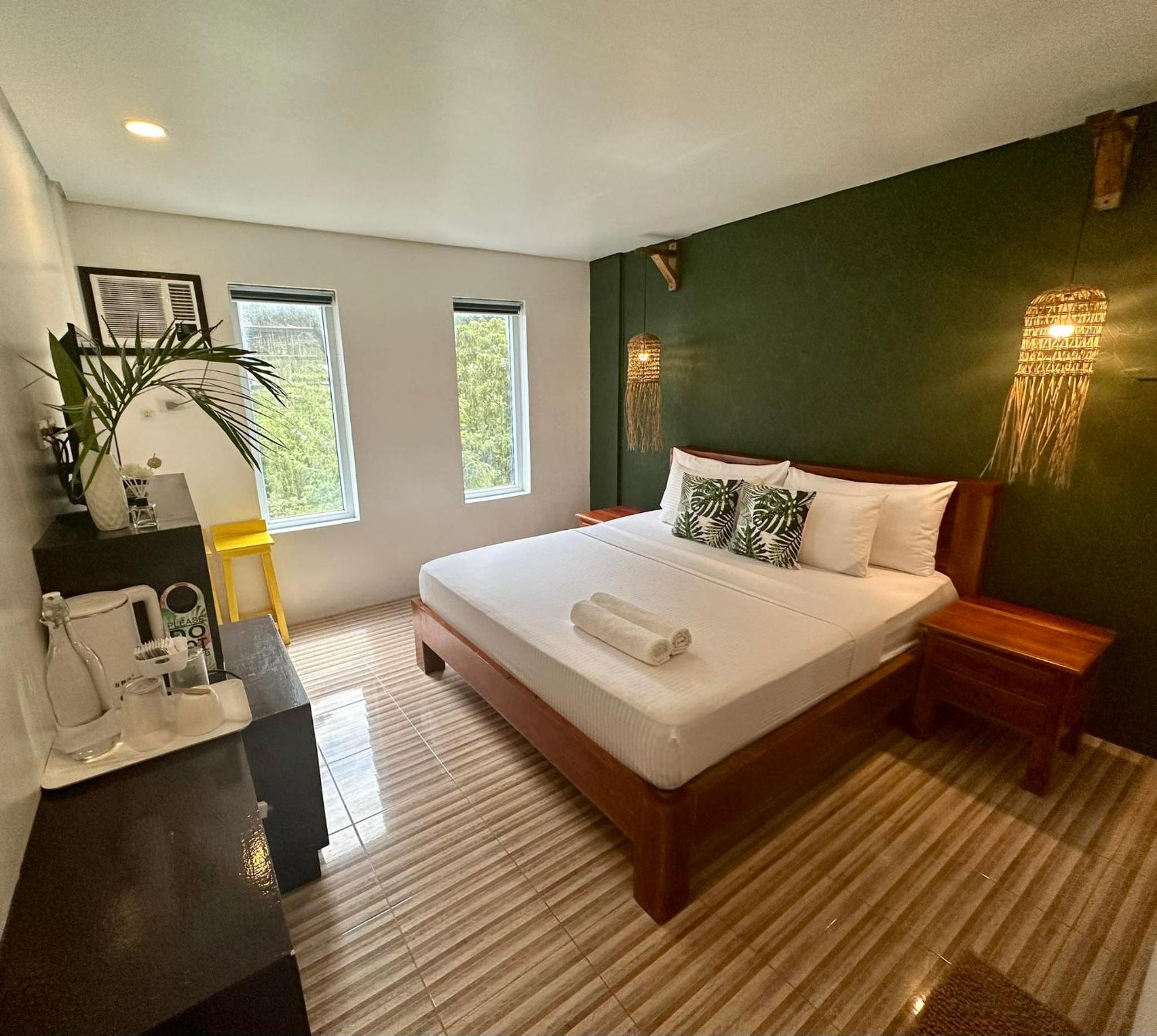 Deluxe Room - Photo 1