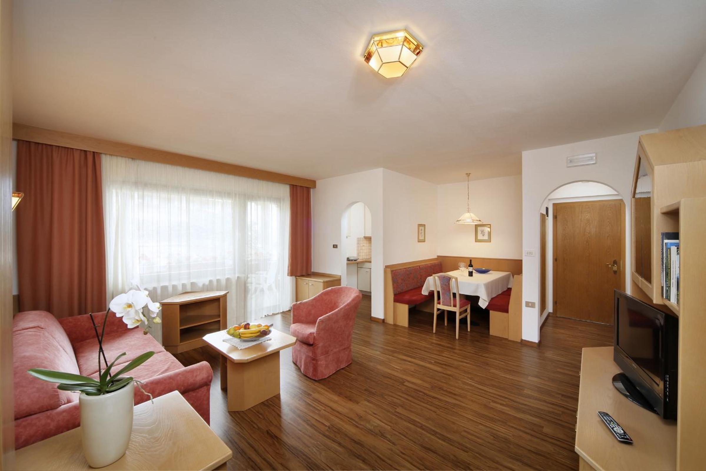 Apartment with Garden View photo 2