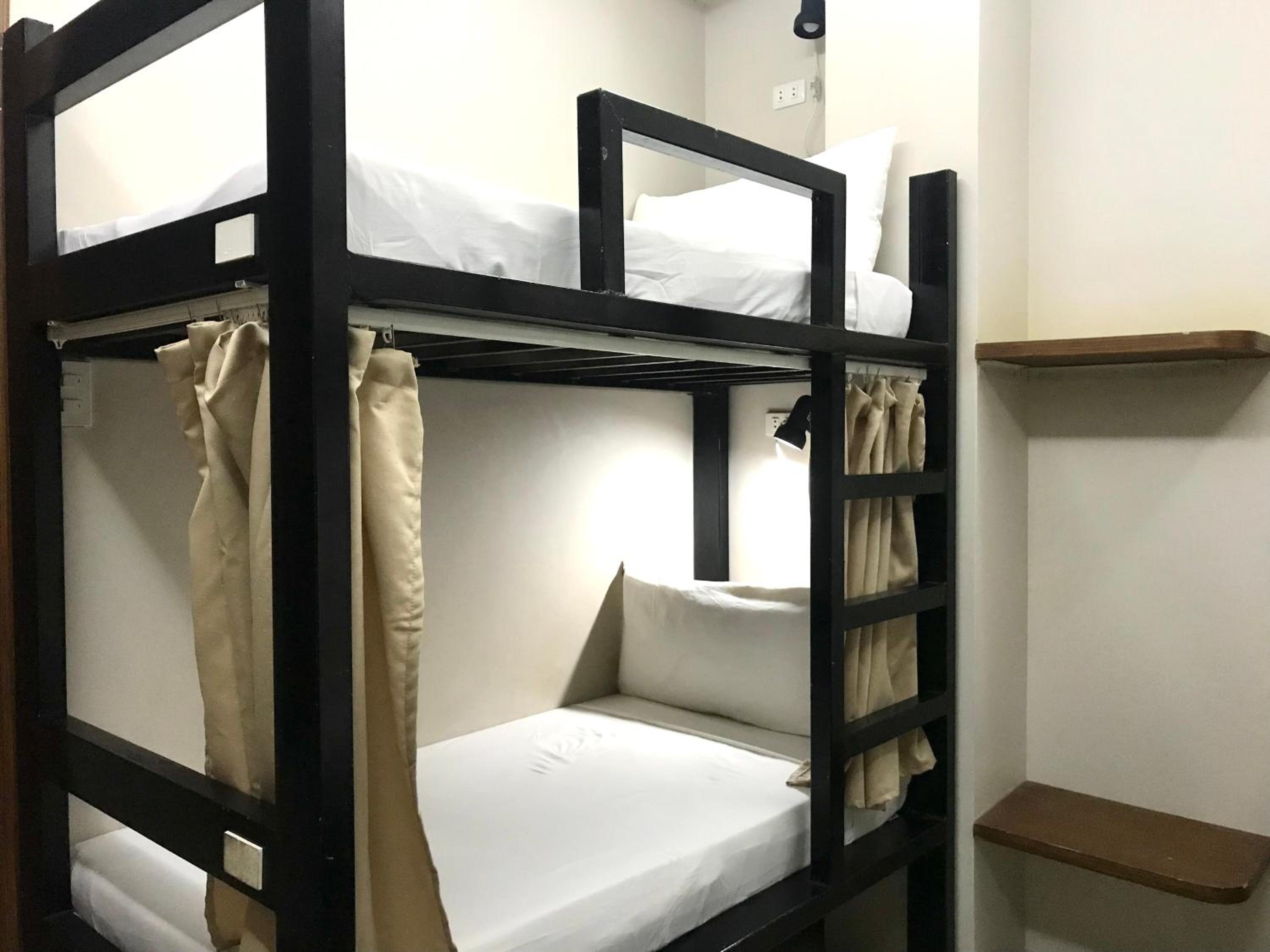 Bed In 4-Bed Mixed Dormitory Room photo 2